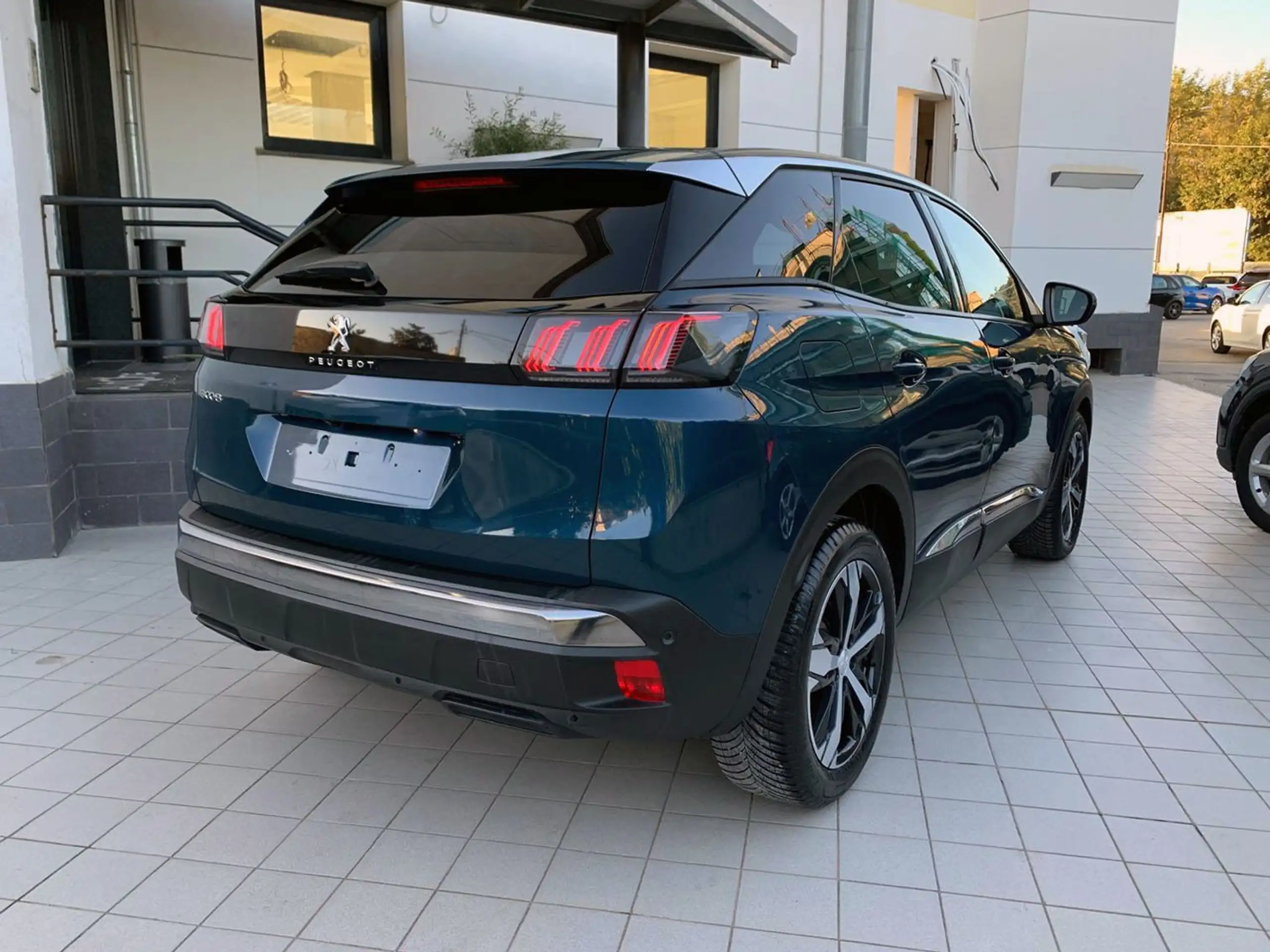 Peugeot - 3008