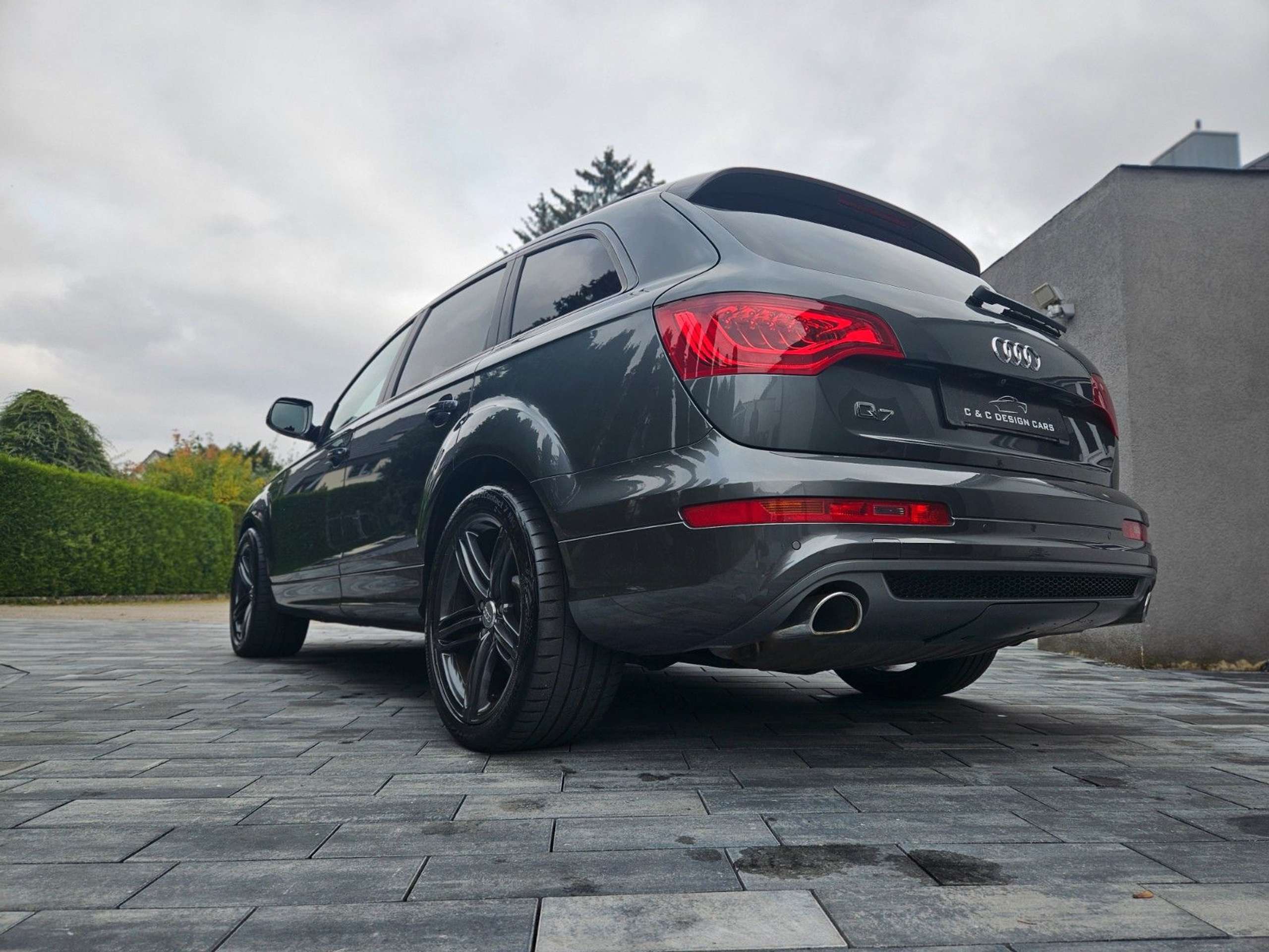 Audi - Q7