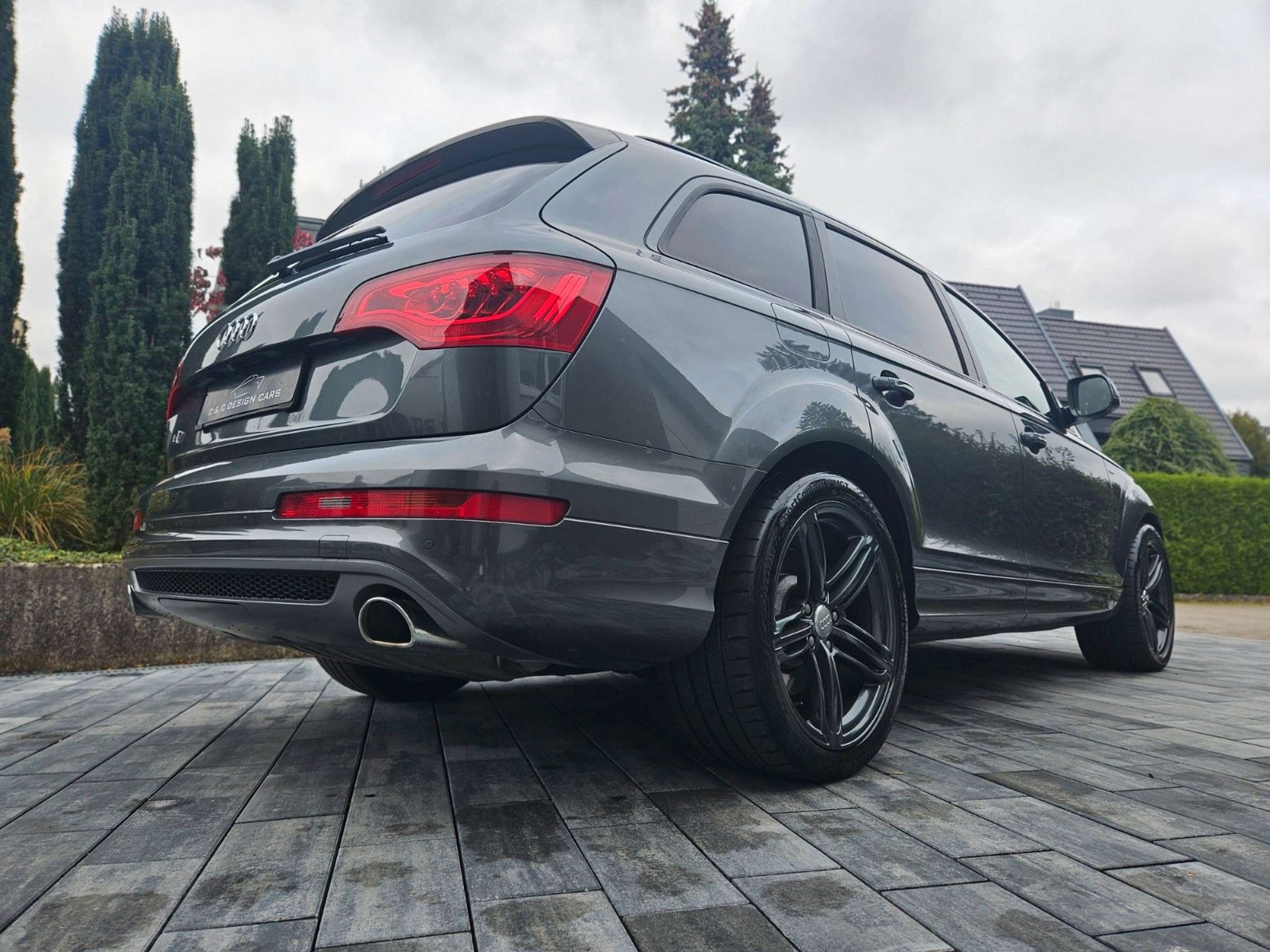 Audi - Q7