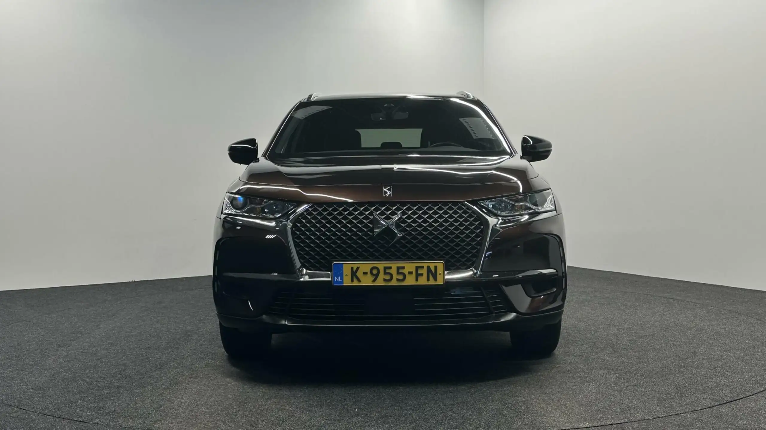 DS Automobiles - DS 7 Crossback