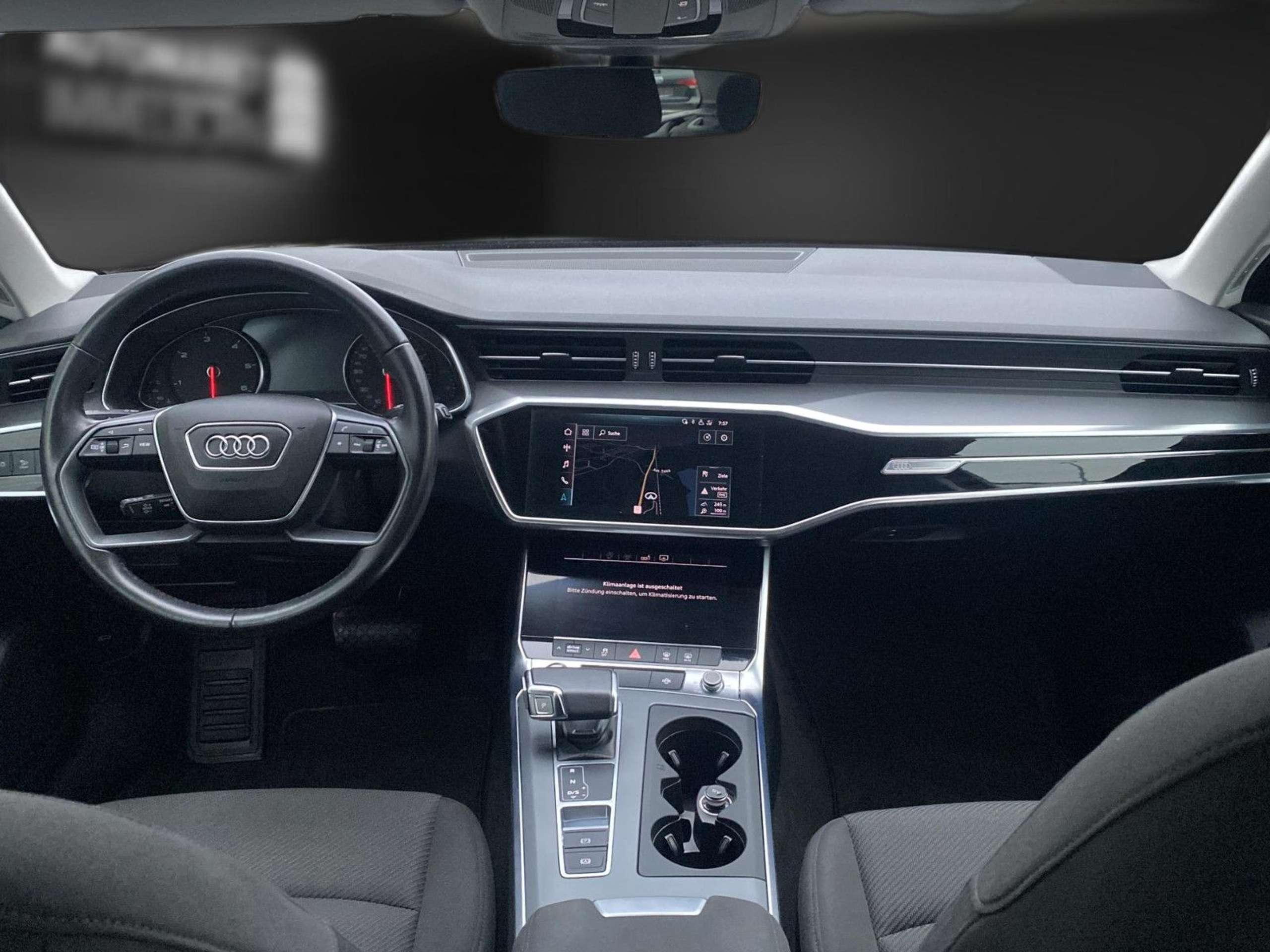 Audi - A6