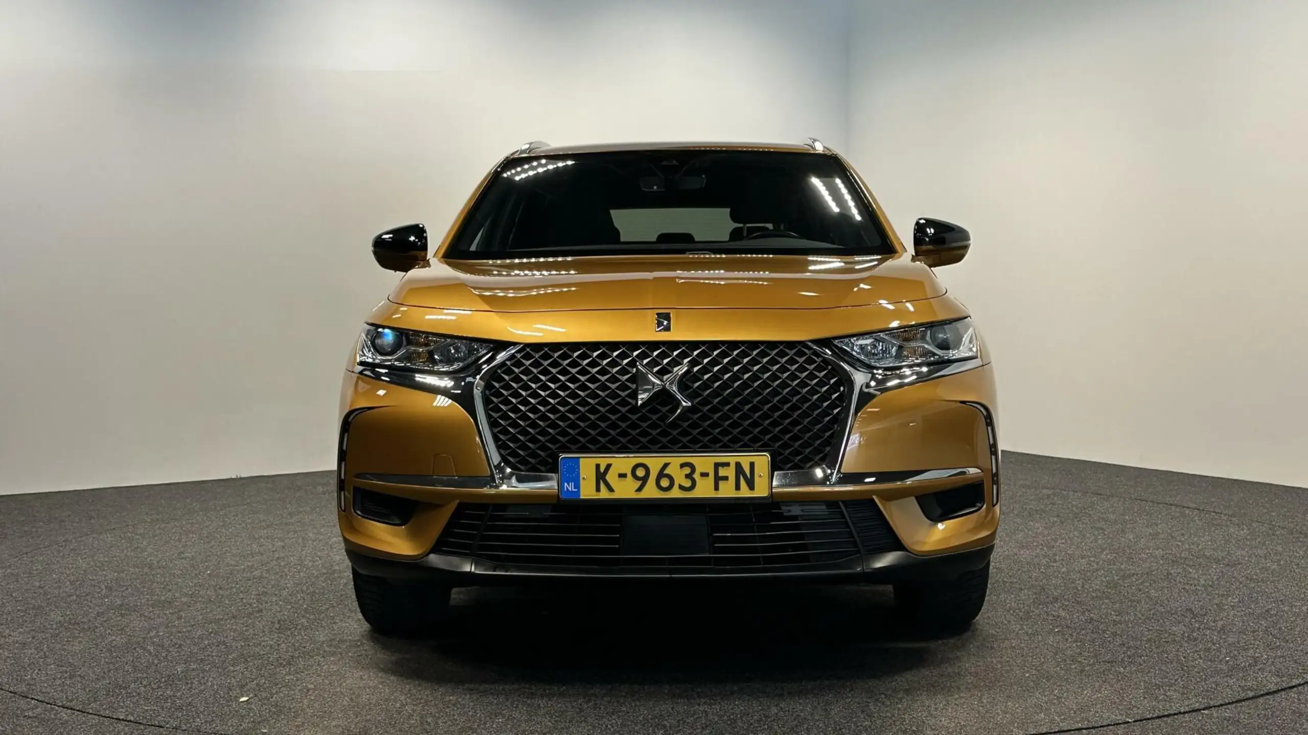 DS Automobiles - DS 7 Crossback