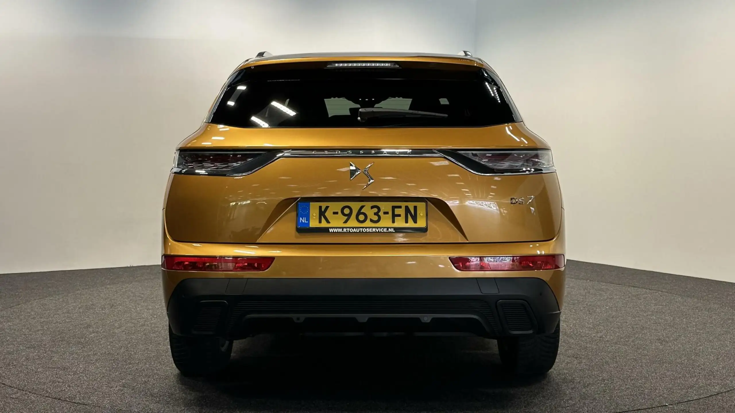 DS Automobiles - DS 7 Crossback