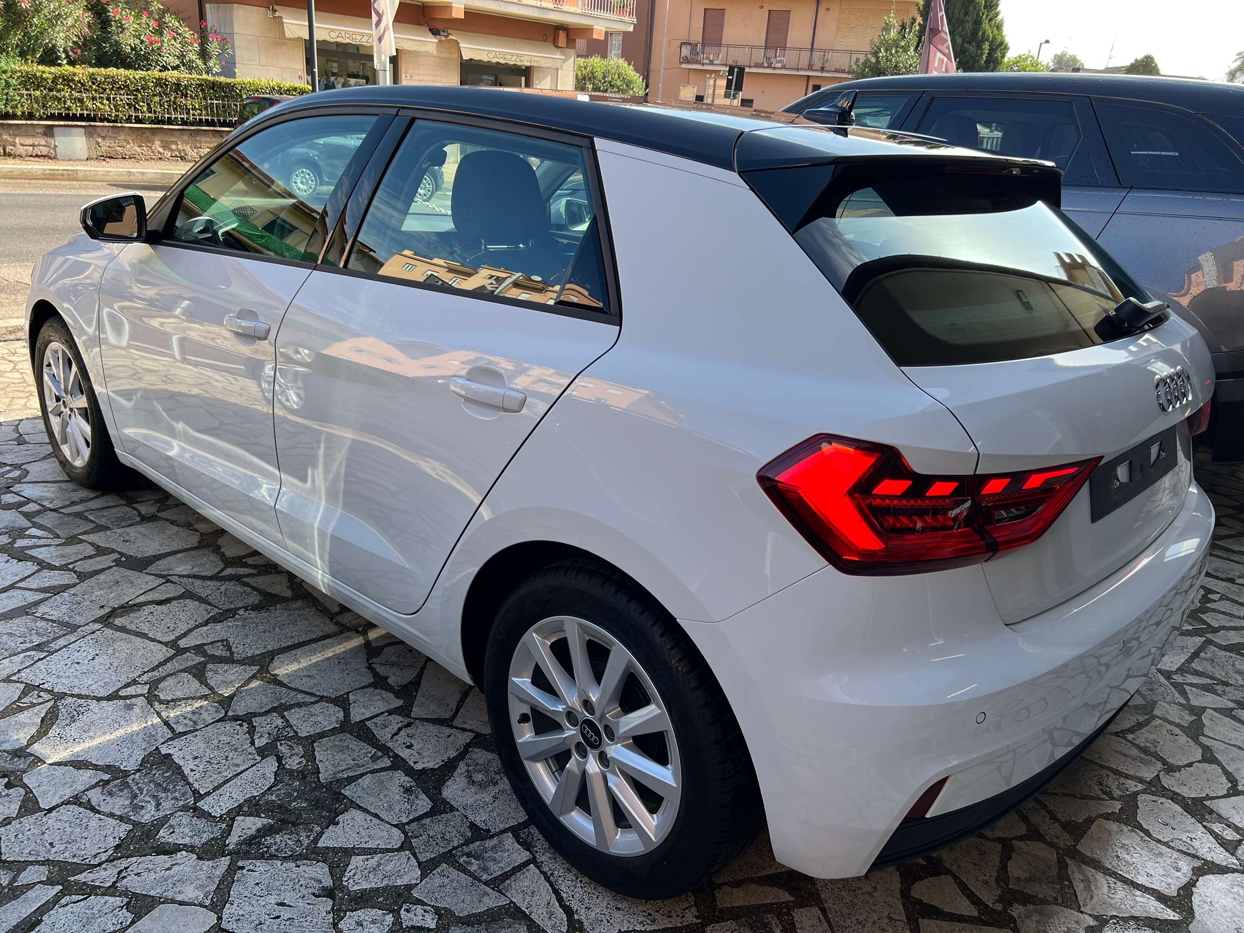 Audi - A1