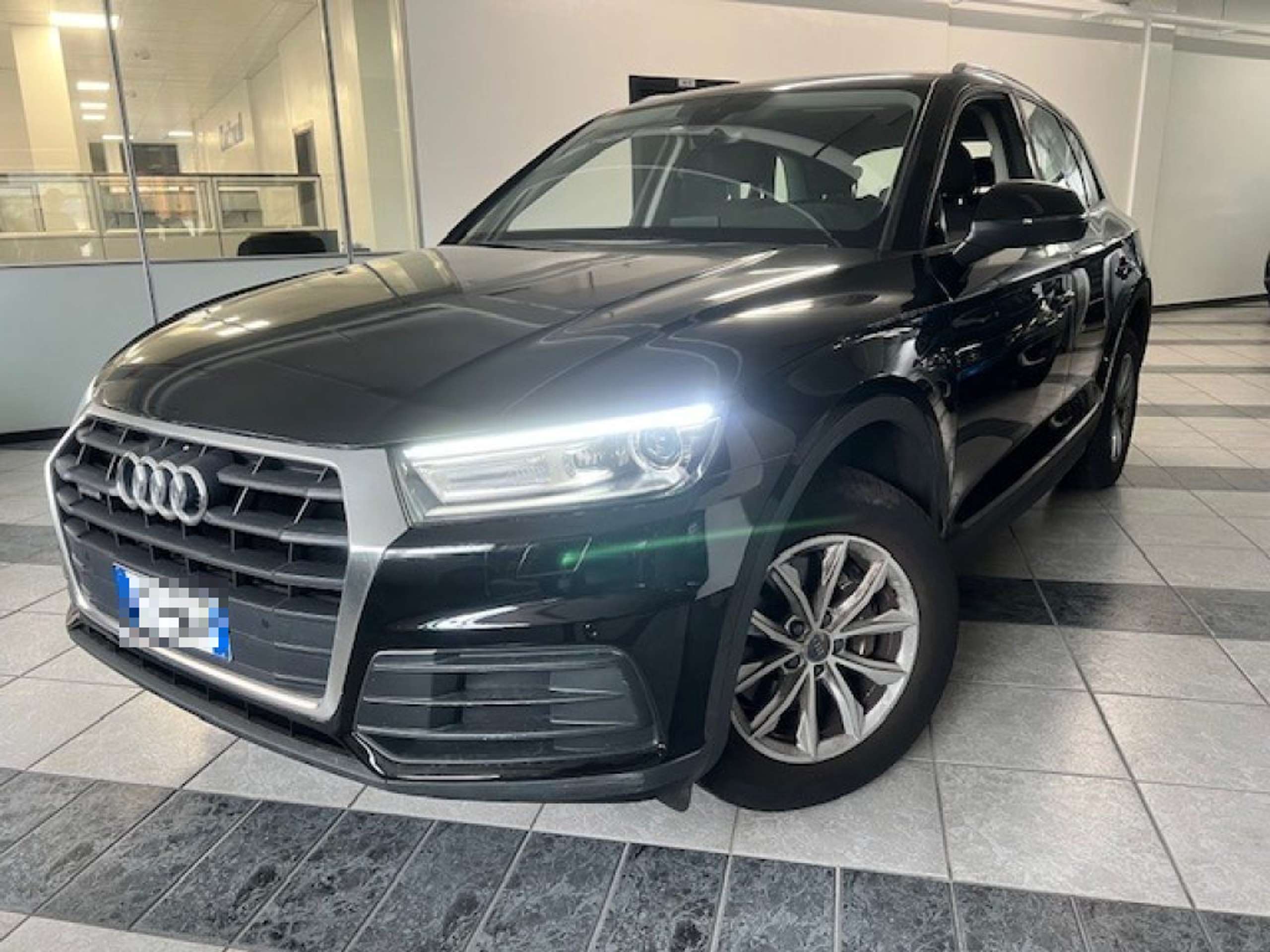 Audi - Q5