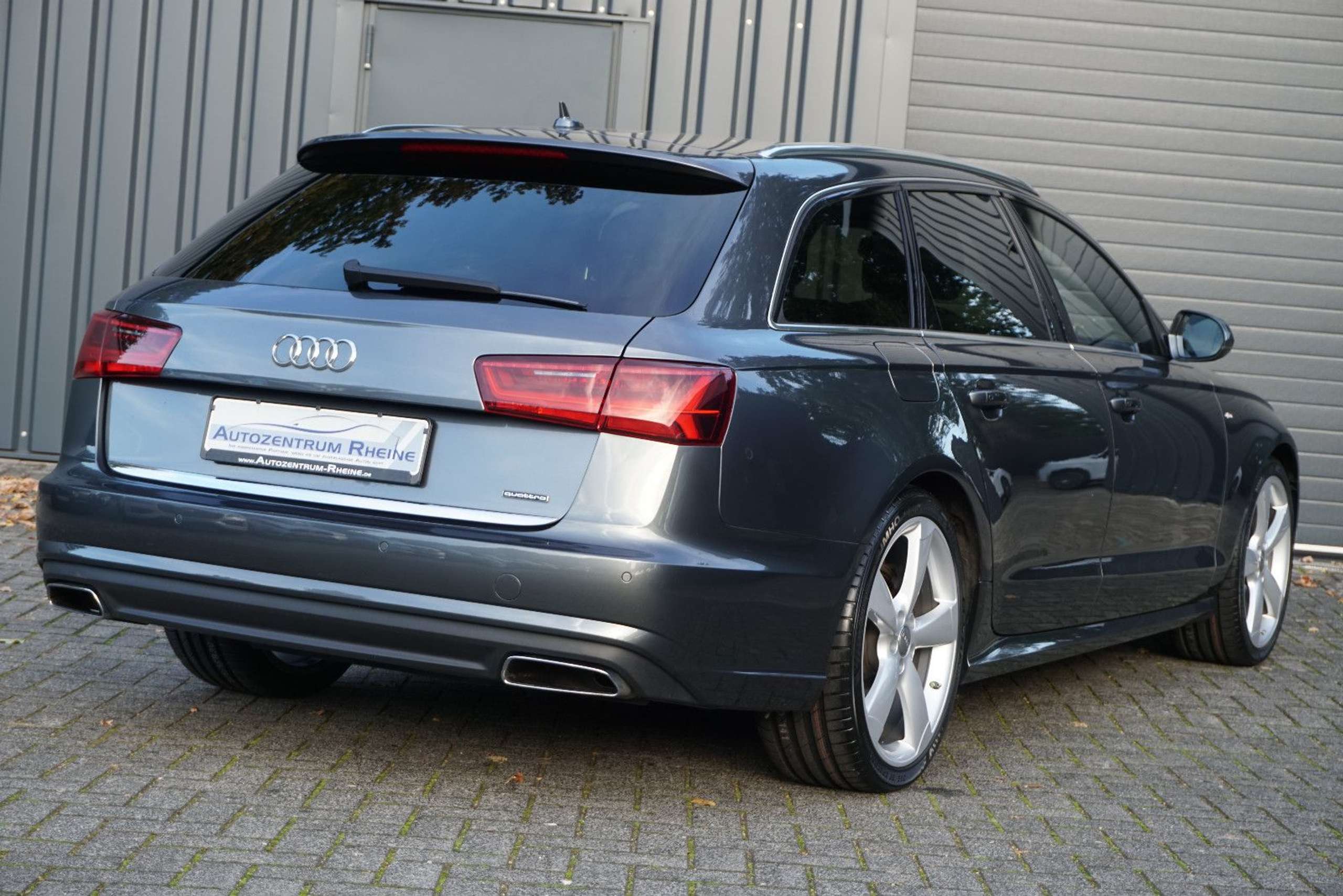 Audi - A6