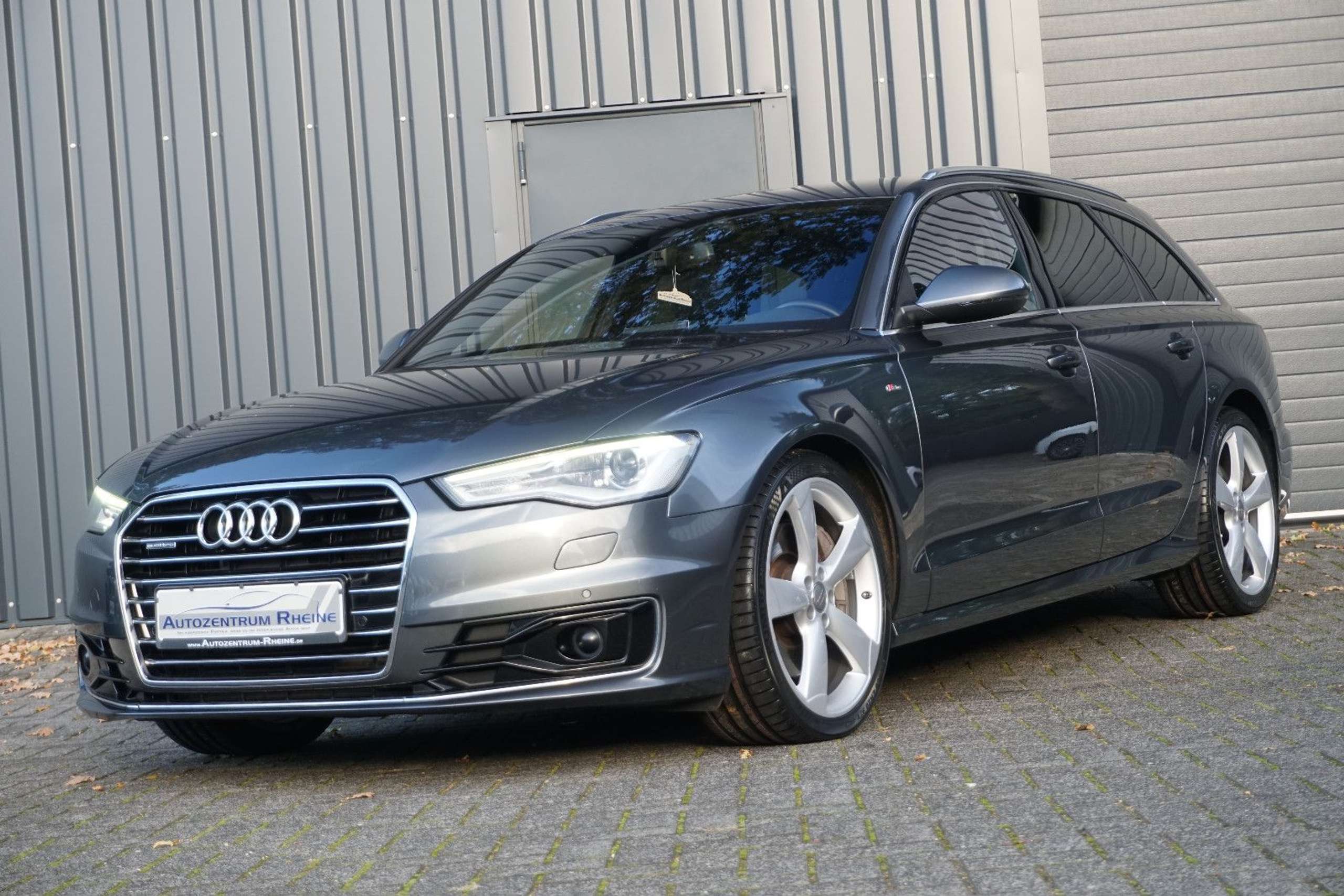 Audi - A6