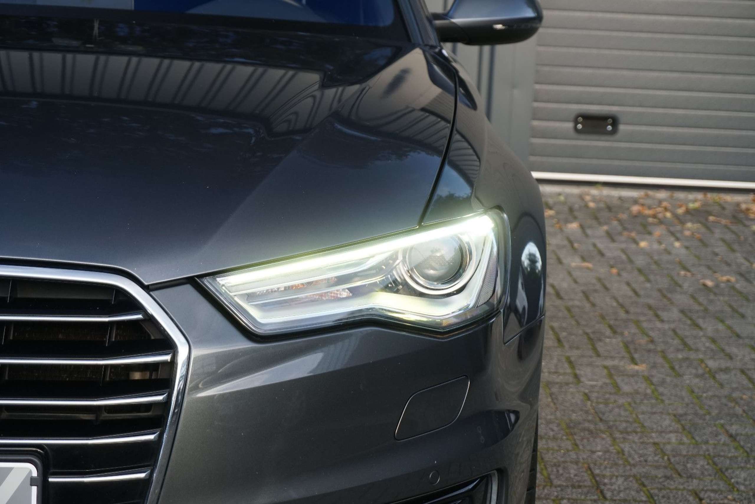 Audi - A6