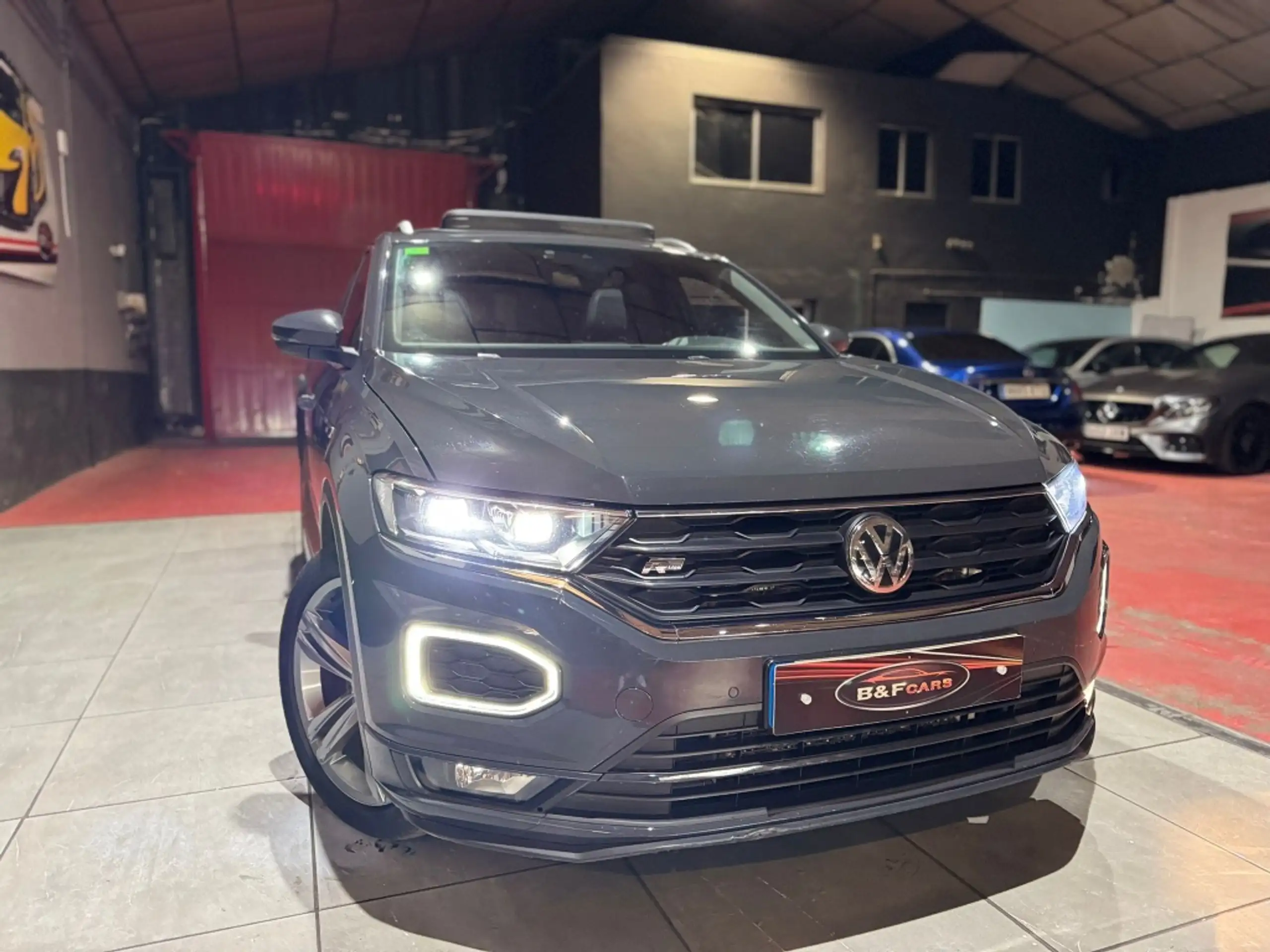 Volkswagen - T-Roc