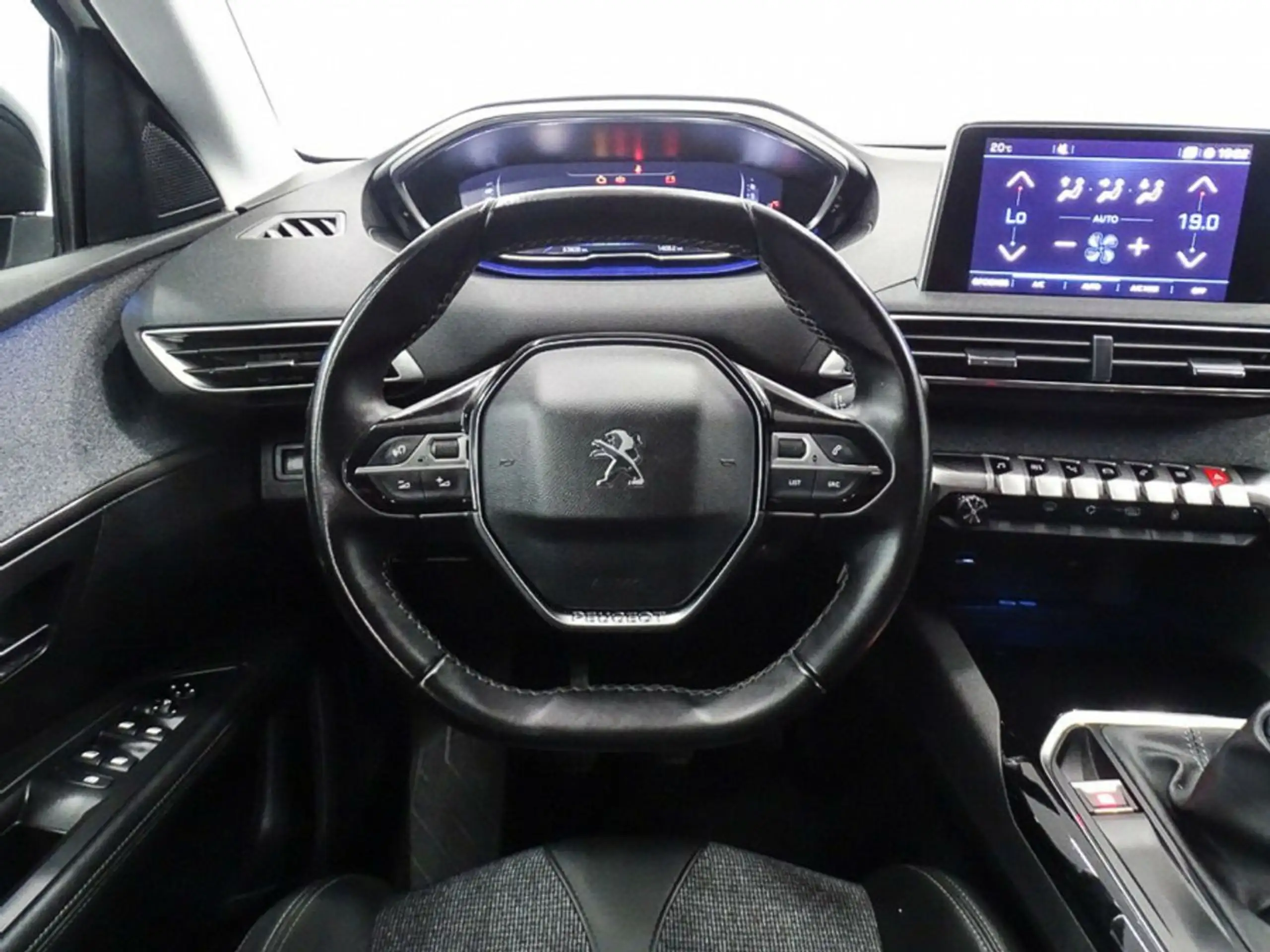 Peugeot - 5008