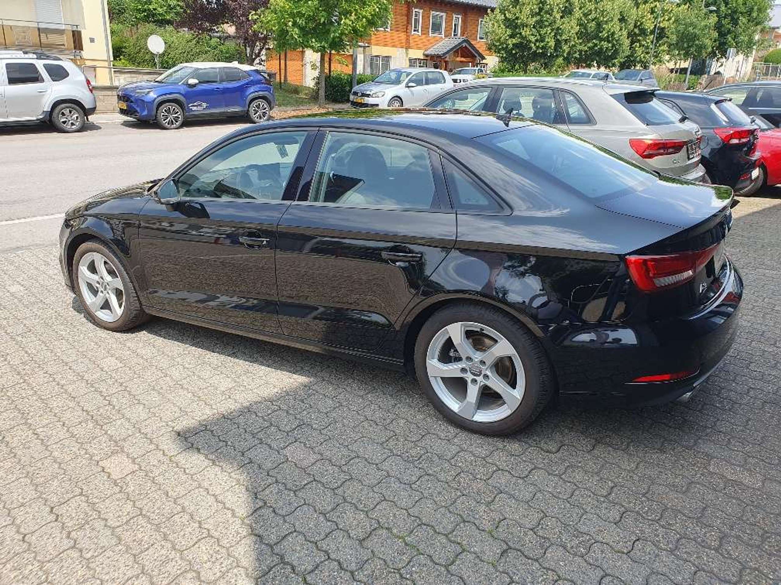 Audi - A3