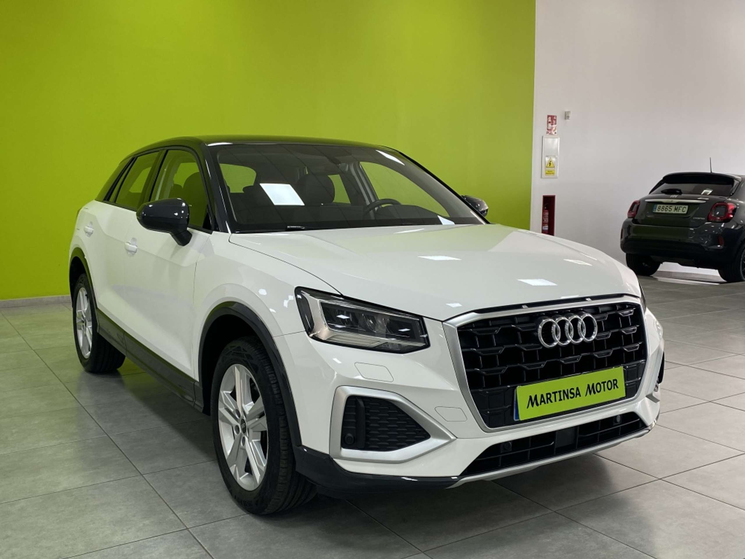 Audi - Q2