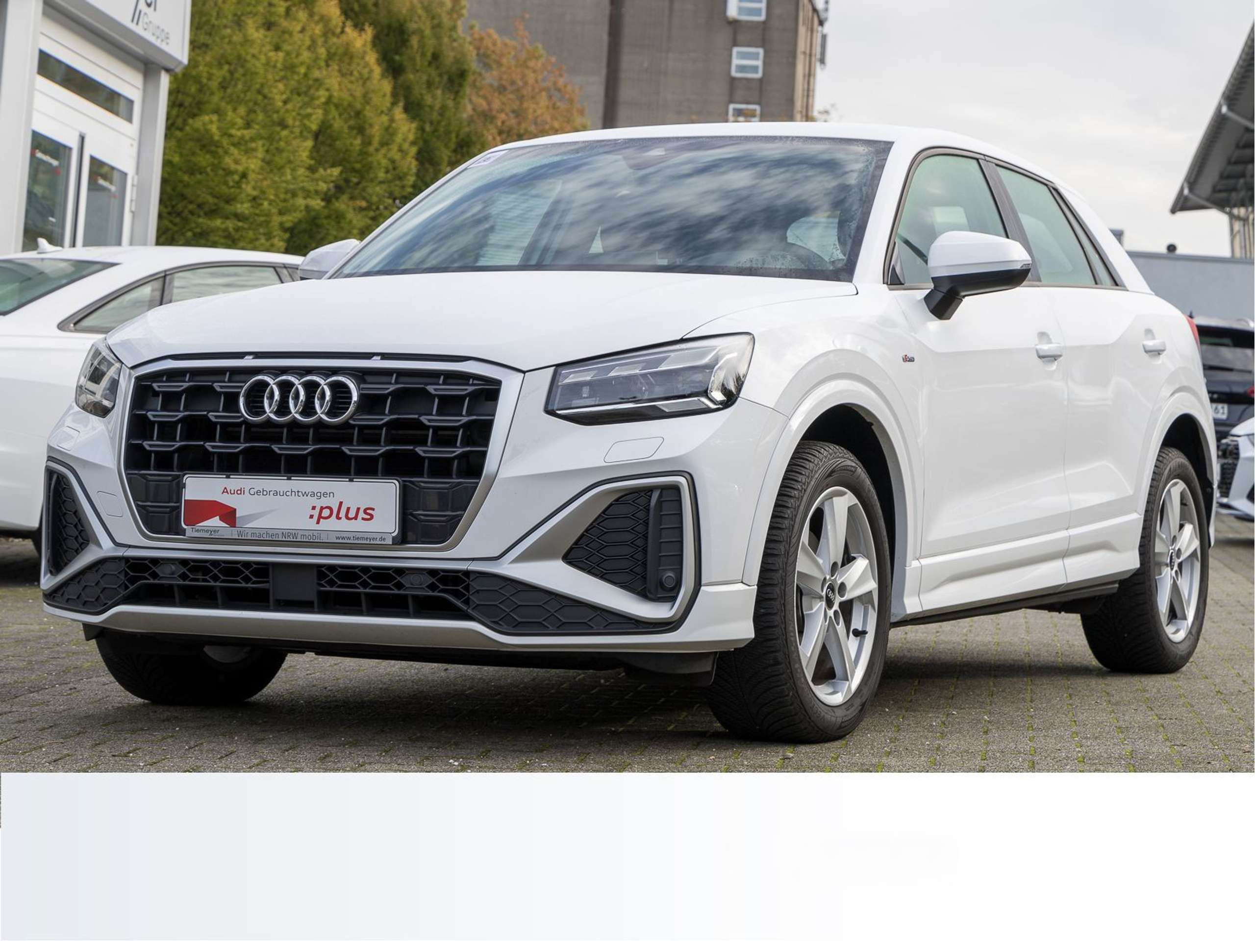 Audi - Q2