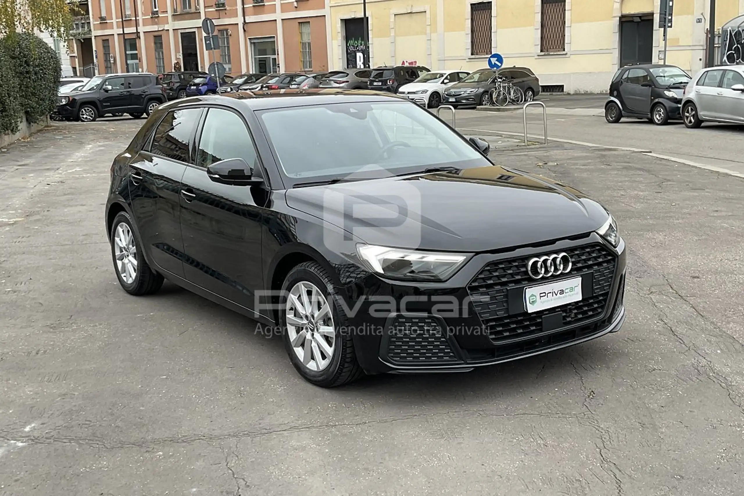 Audi - A1