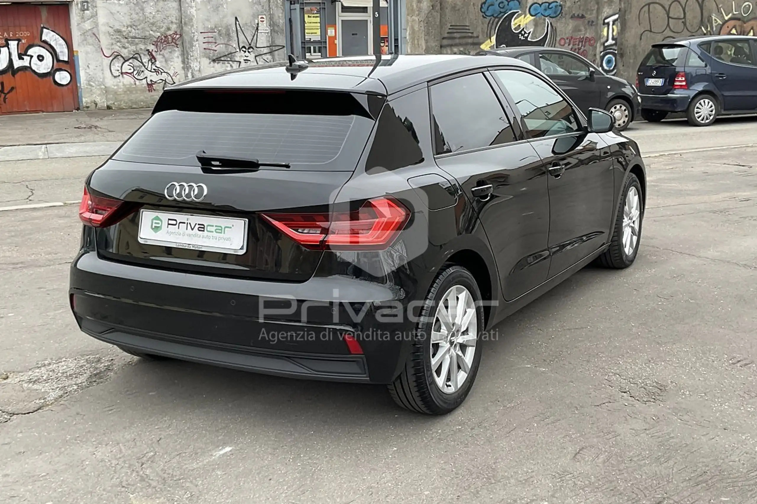 Audi - A1