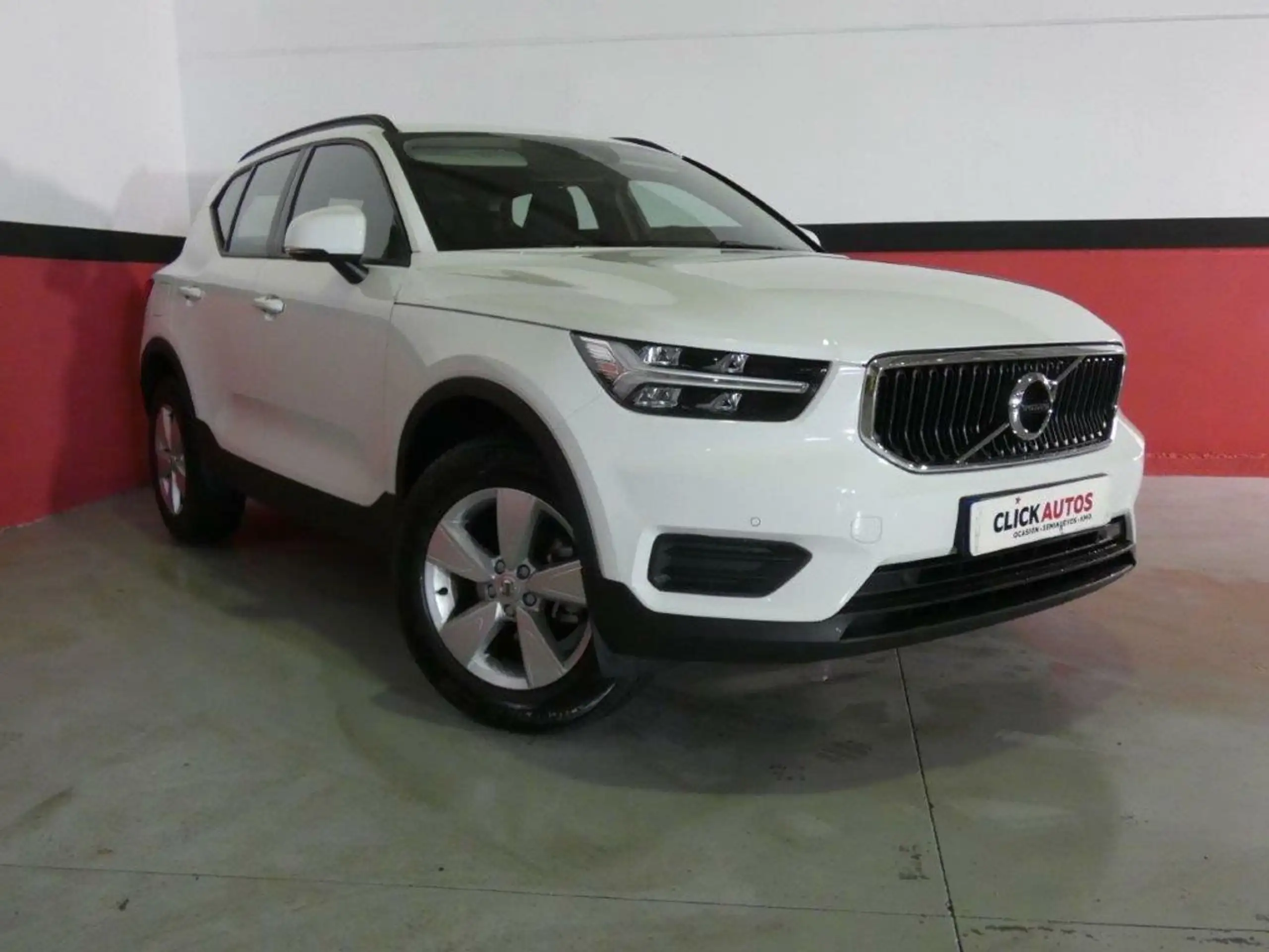 Volvo - XC40