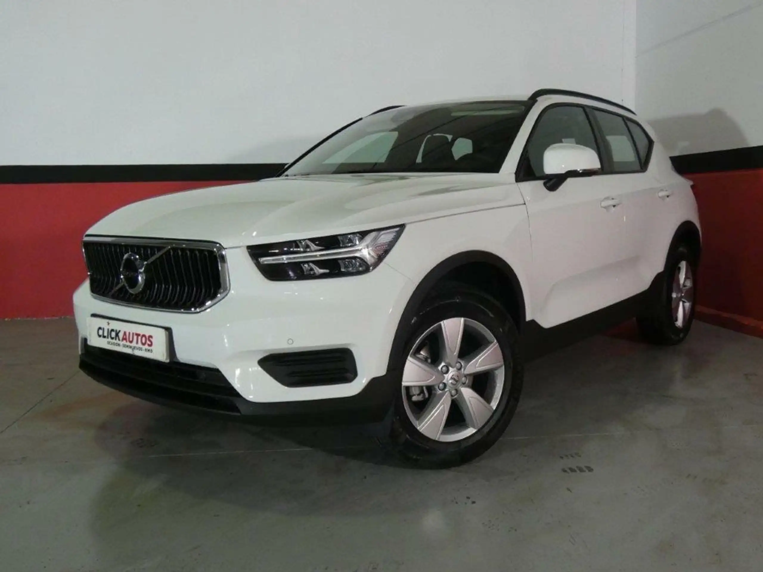 Volvo - XC40