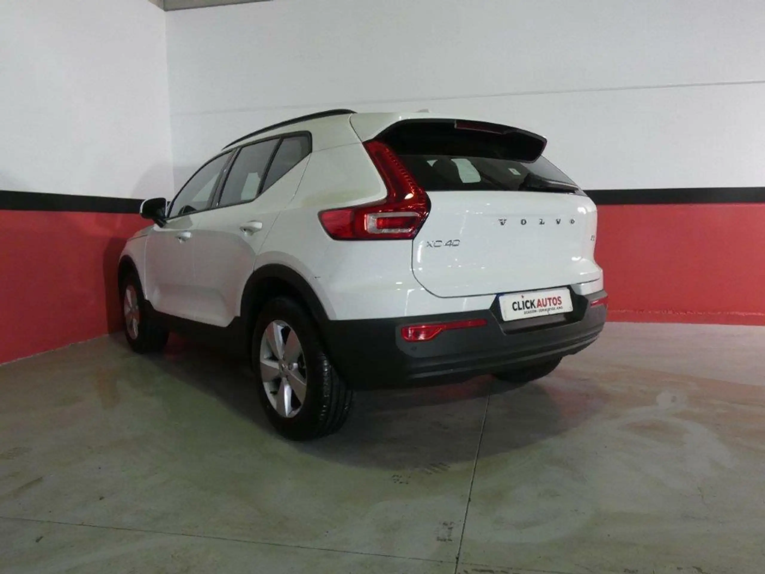 Volvo - XC40