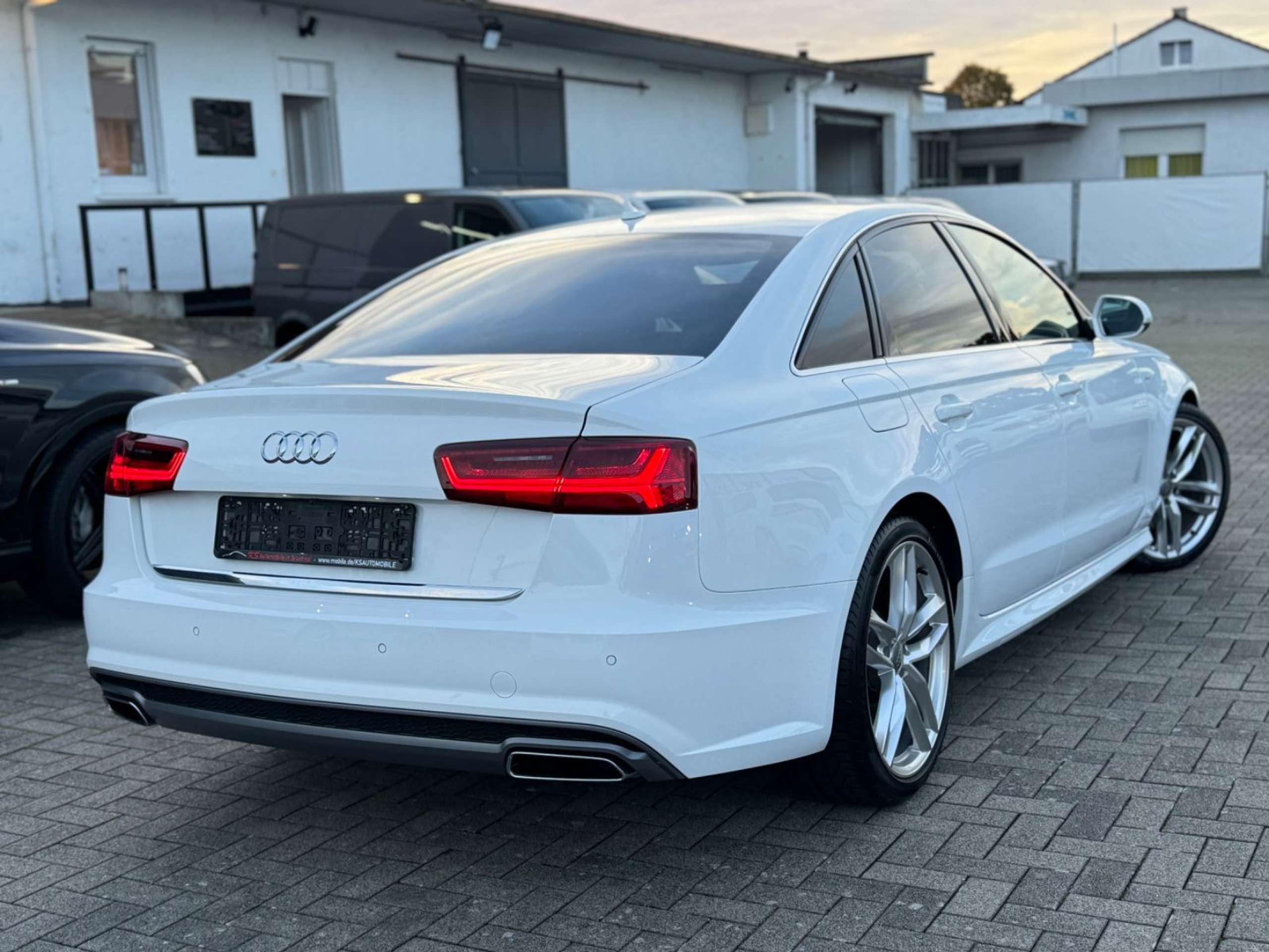 Audi - A6