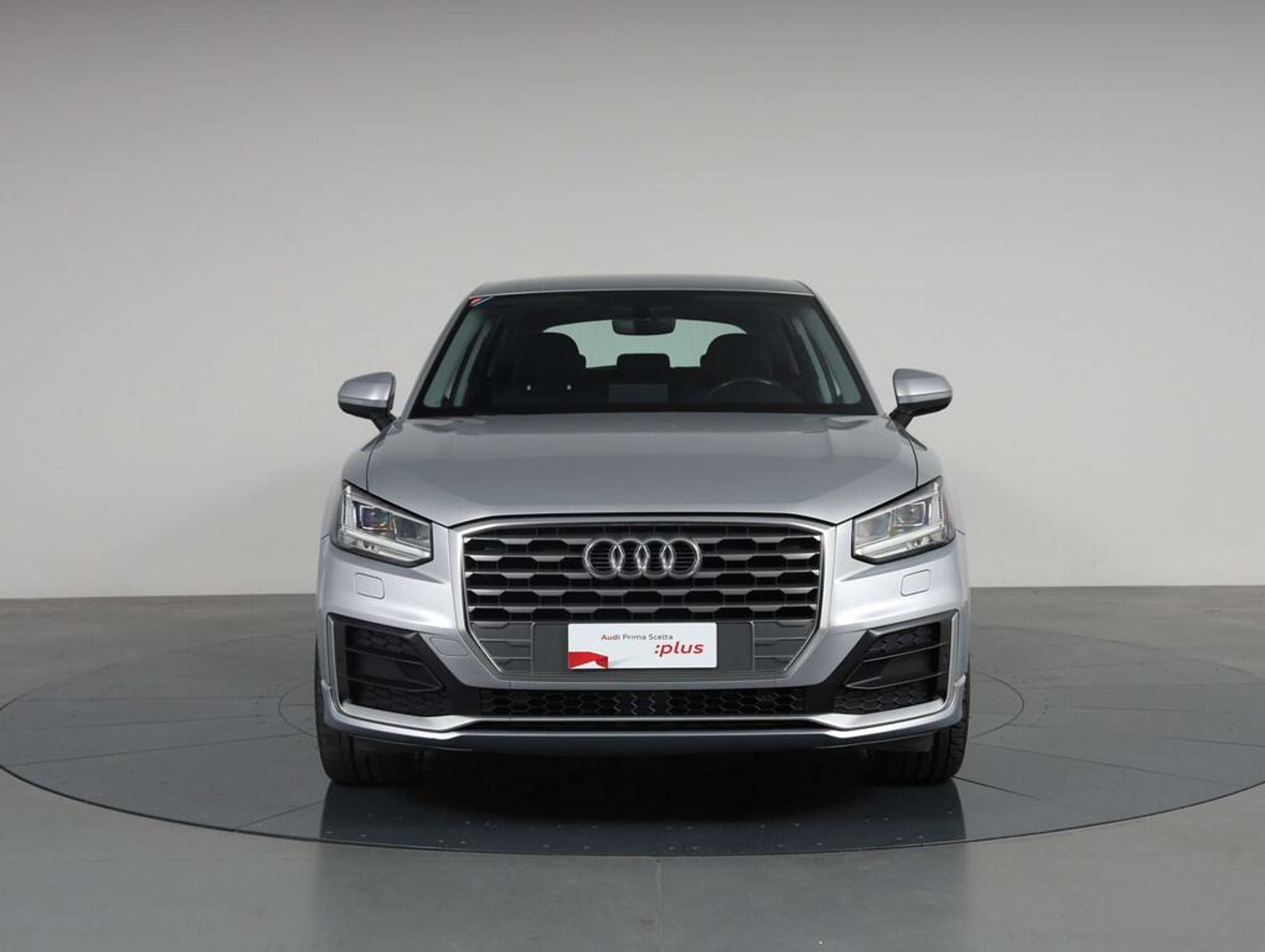 Audi - Q2