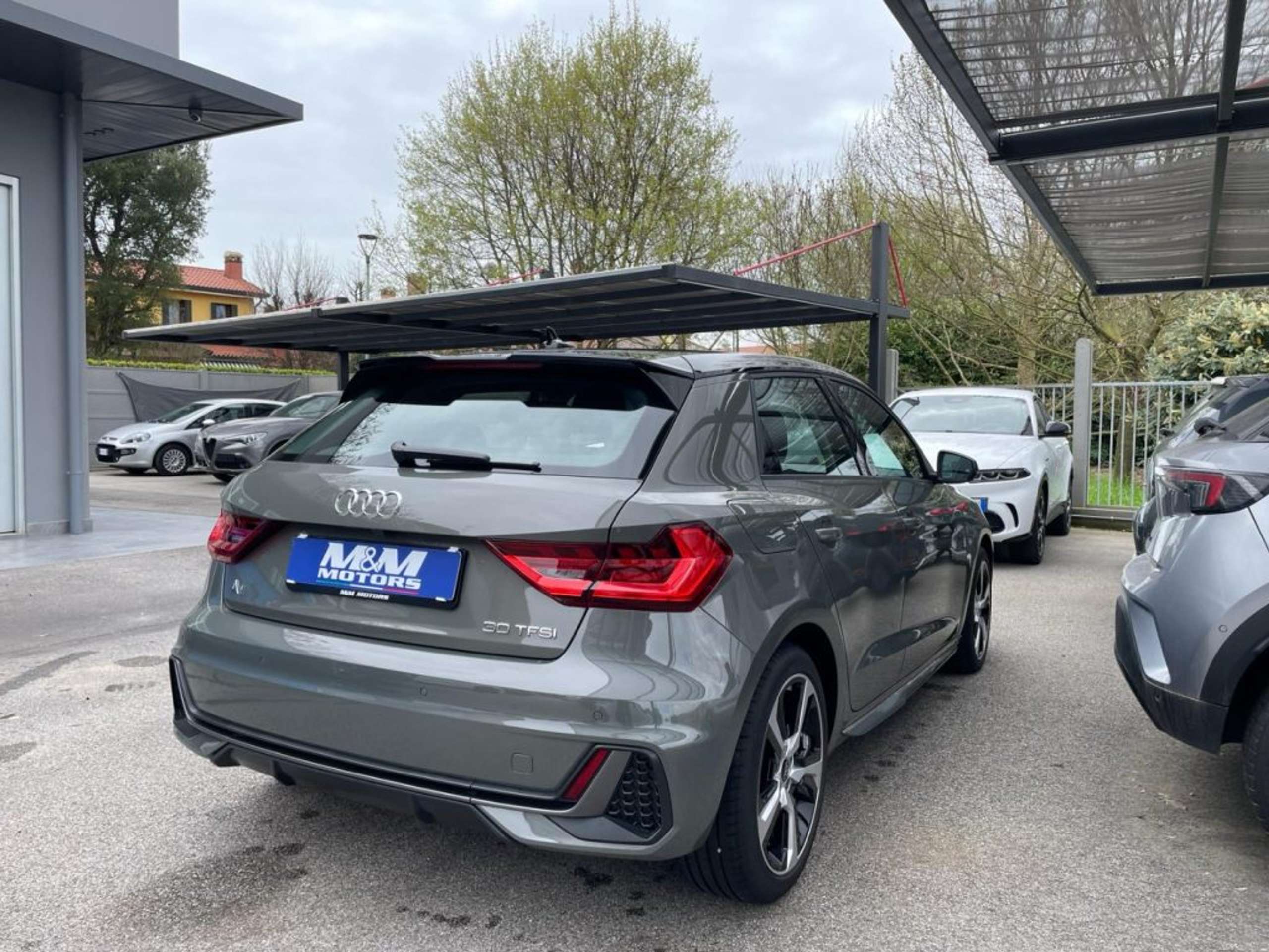 Audi - A1