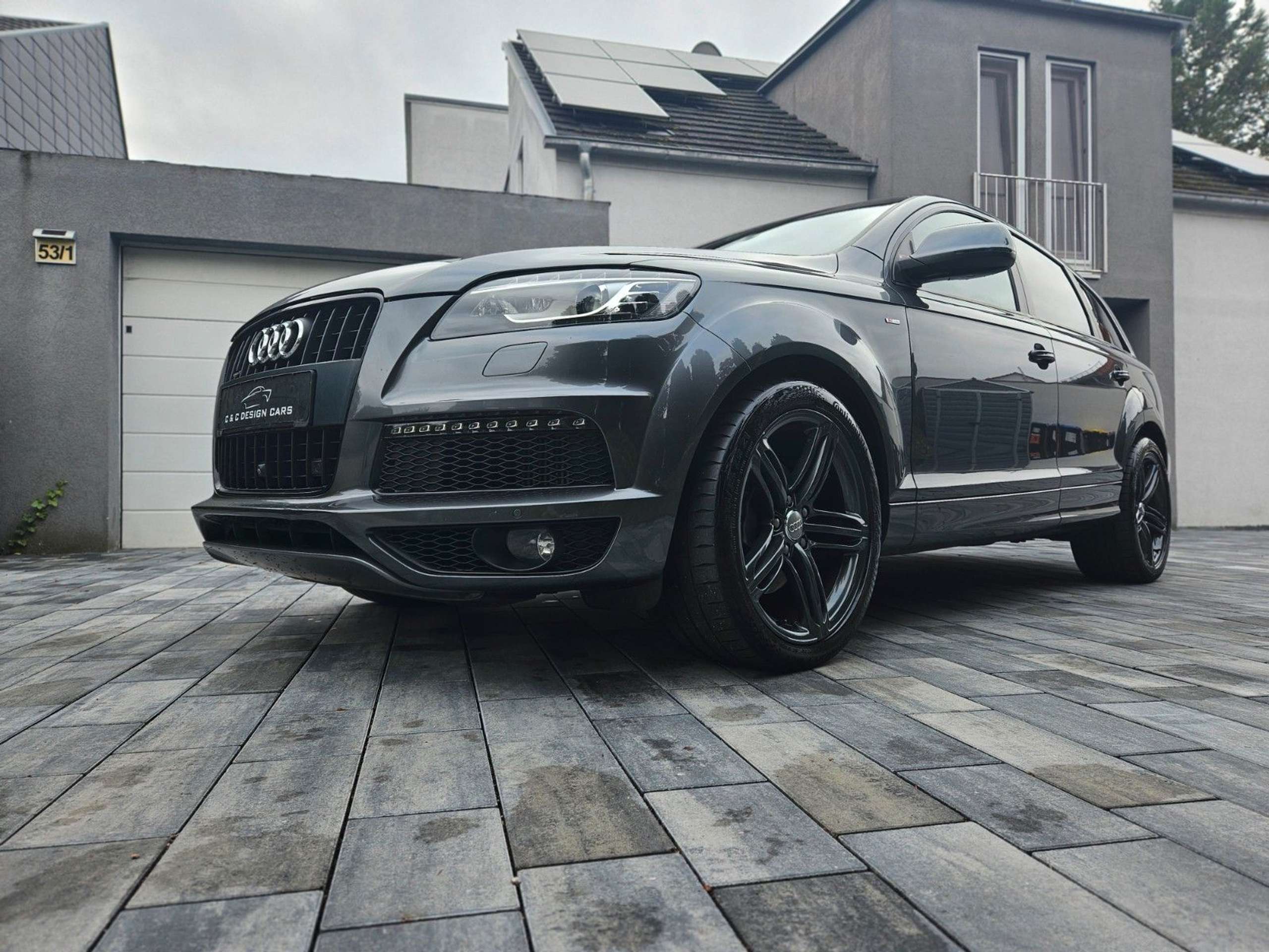 Audi - Q7