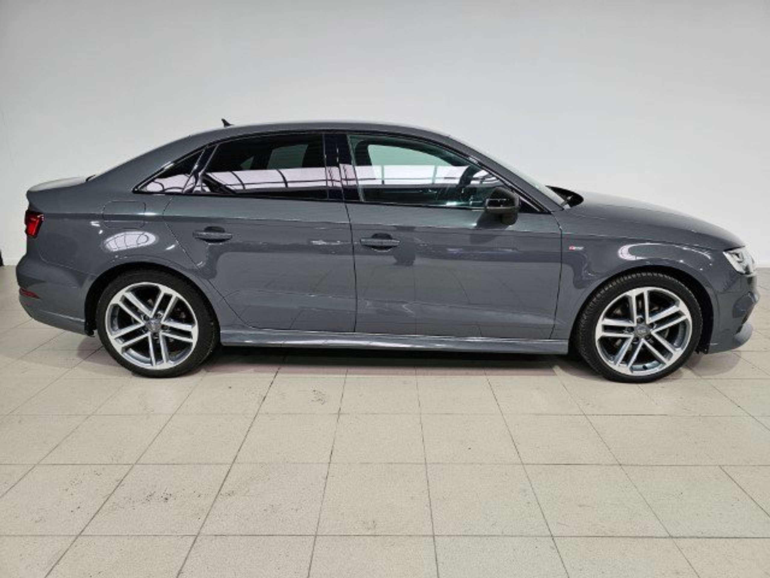 Audi - A3