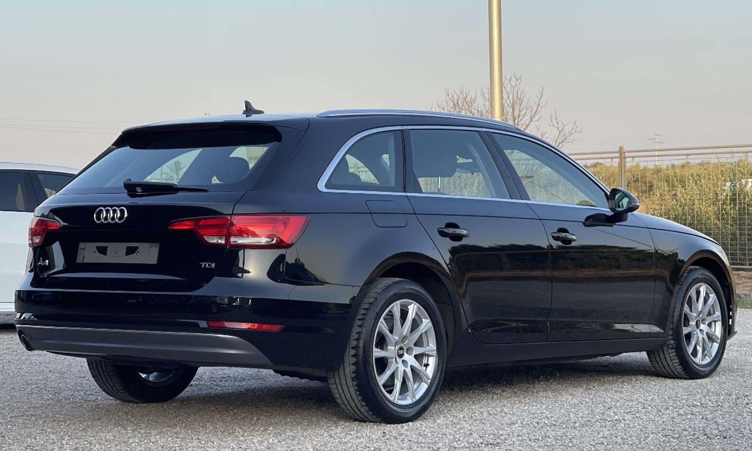 Audi - A4