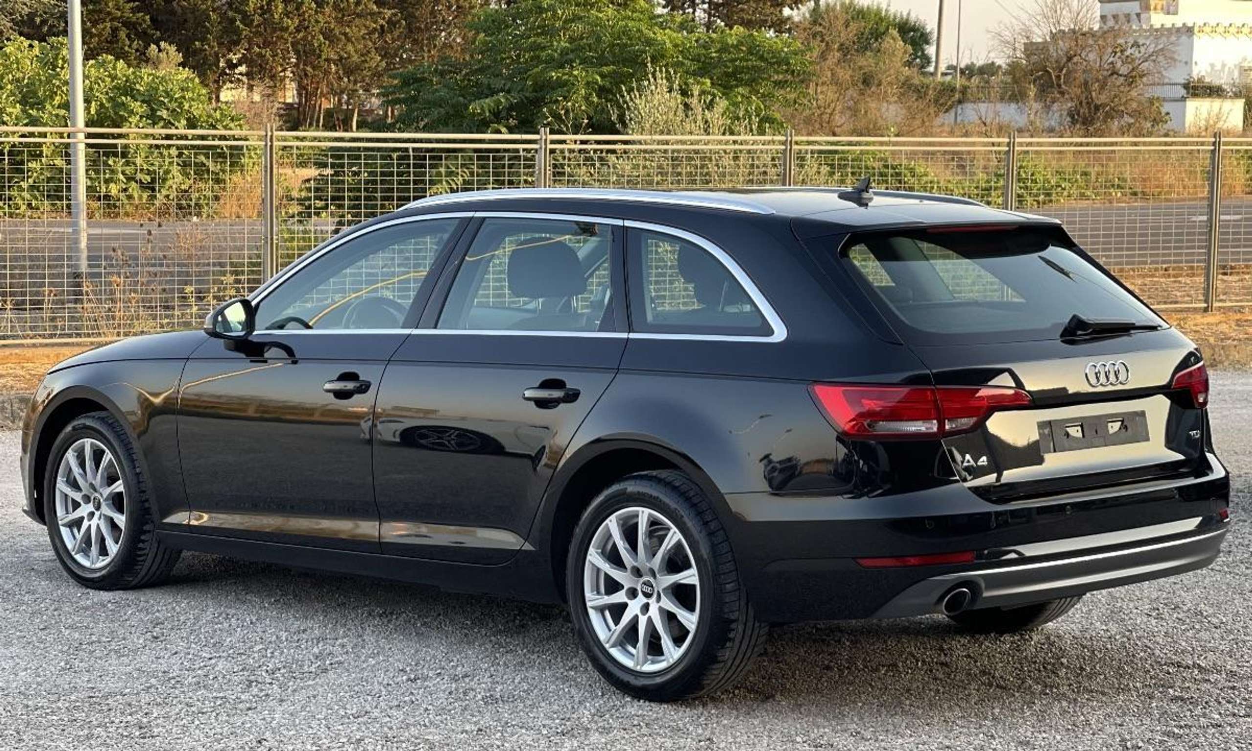 Audi - A4