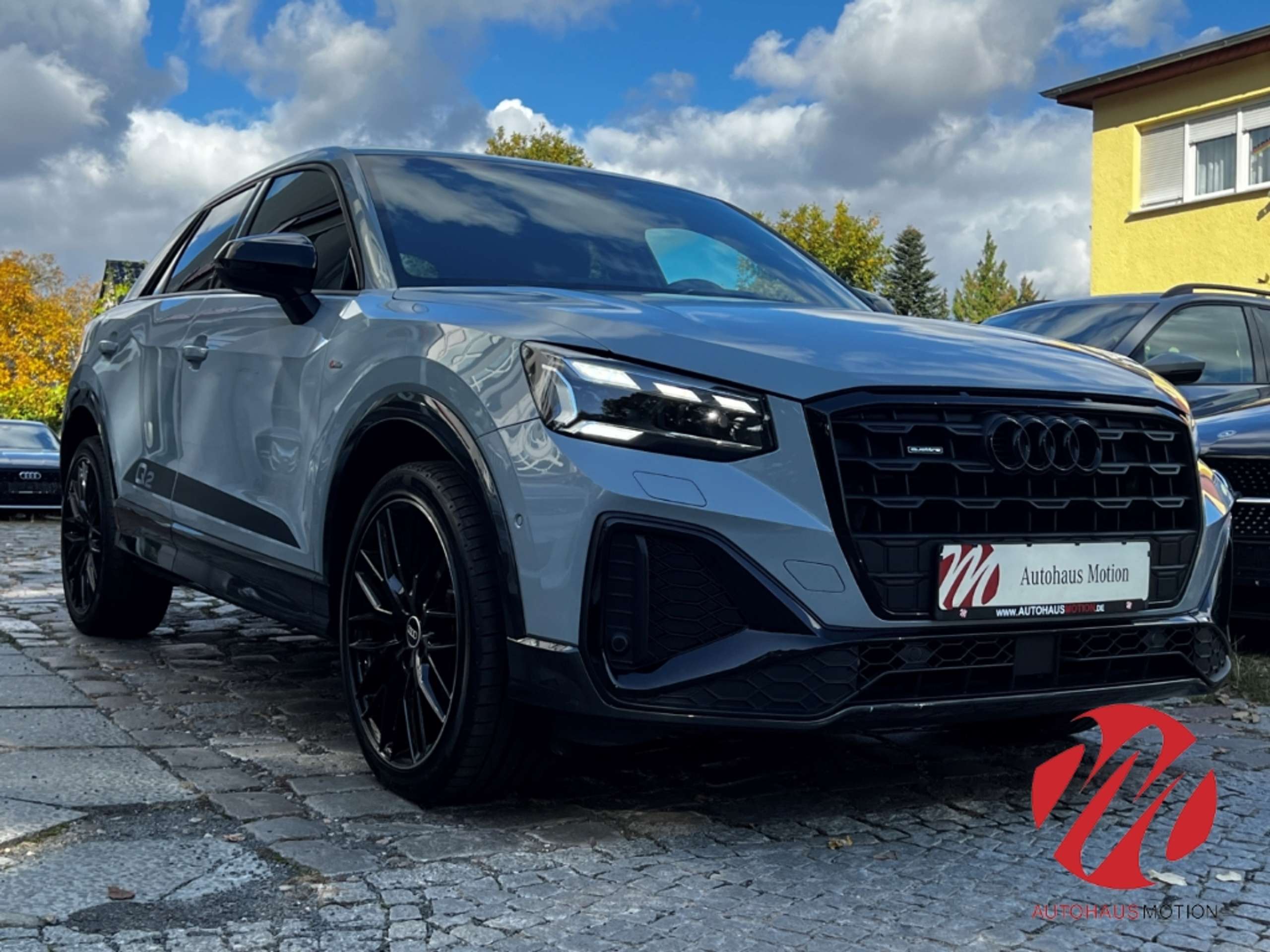 Audi - Q2