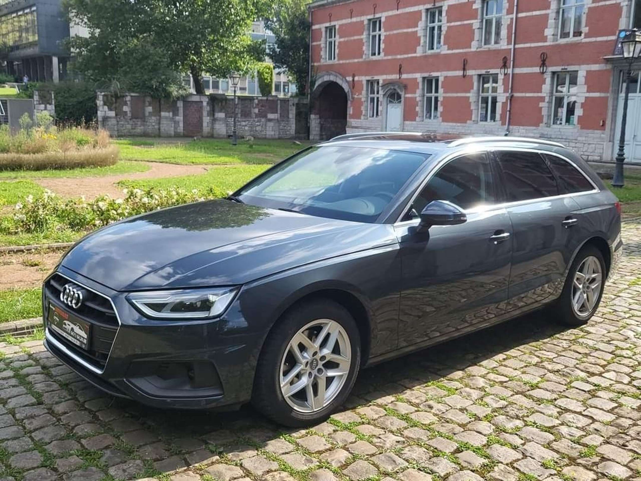 Audi - A4