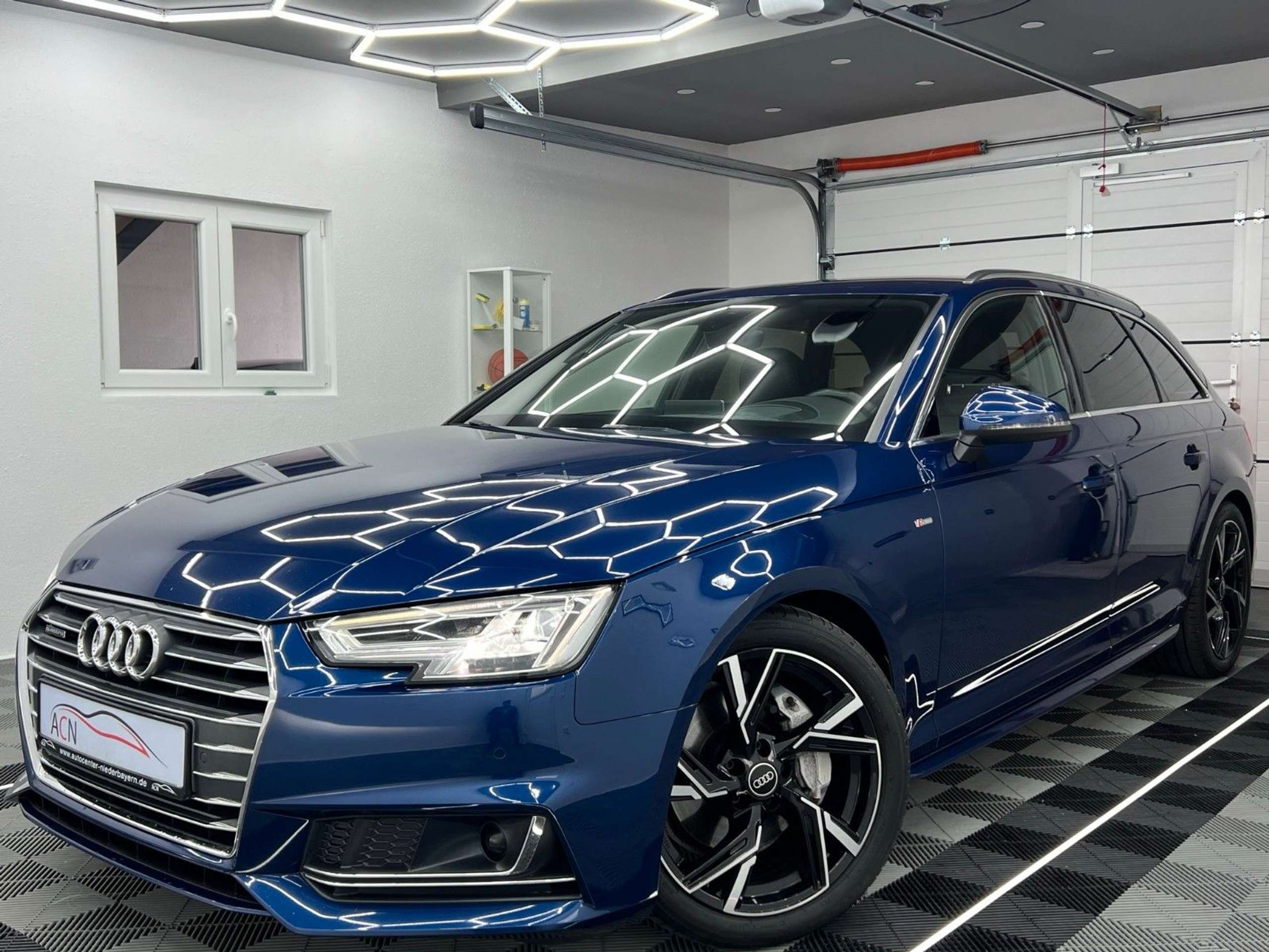 Audi - A4