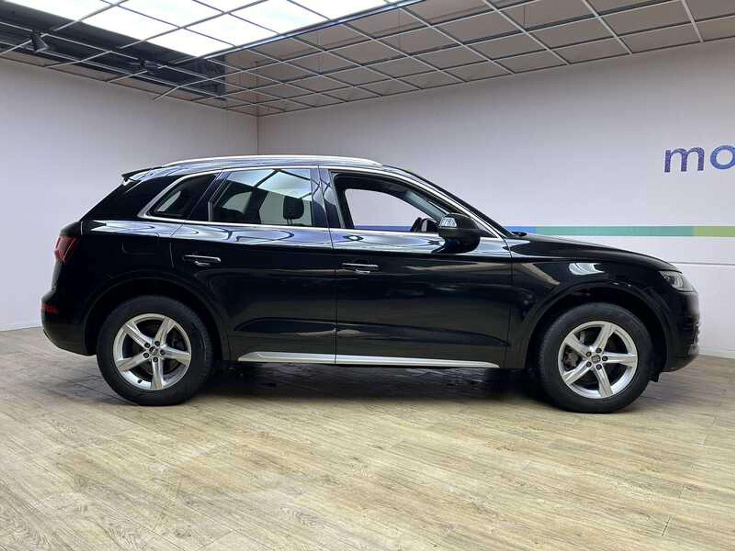 Audi - Q5