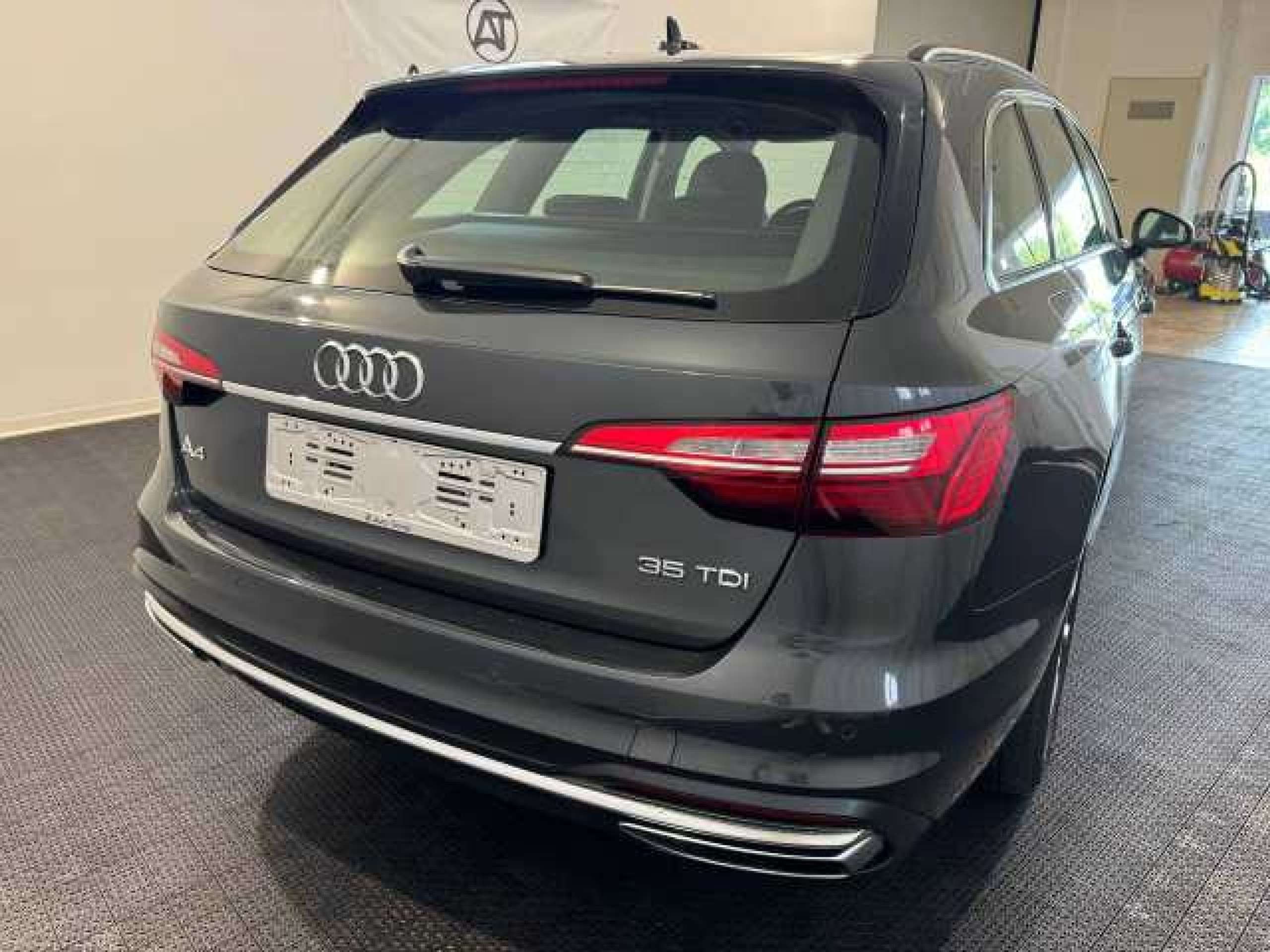 Audi - A4