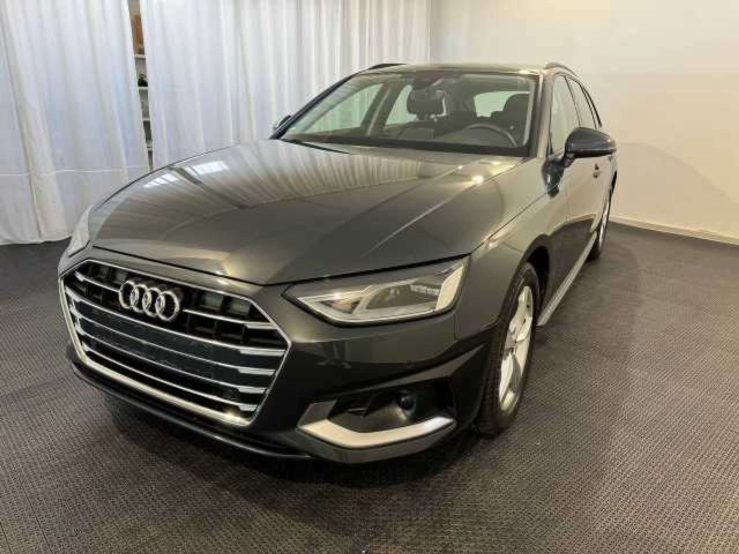 Audi - A4