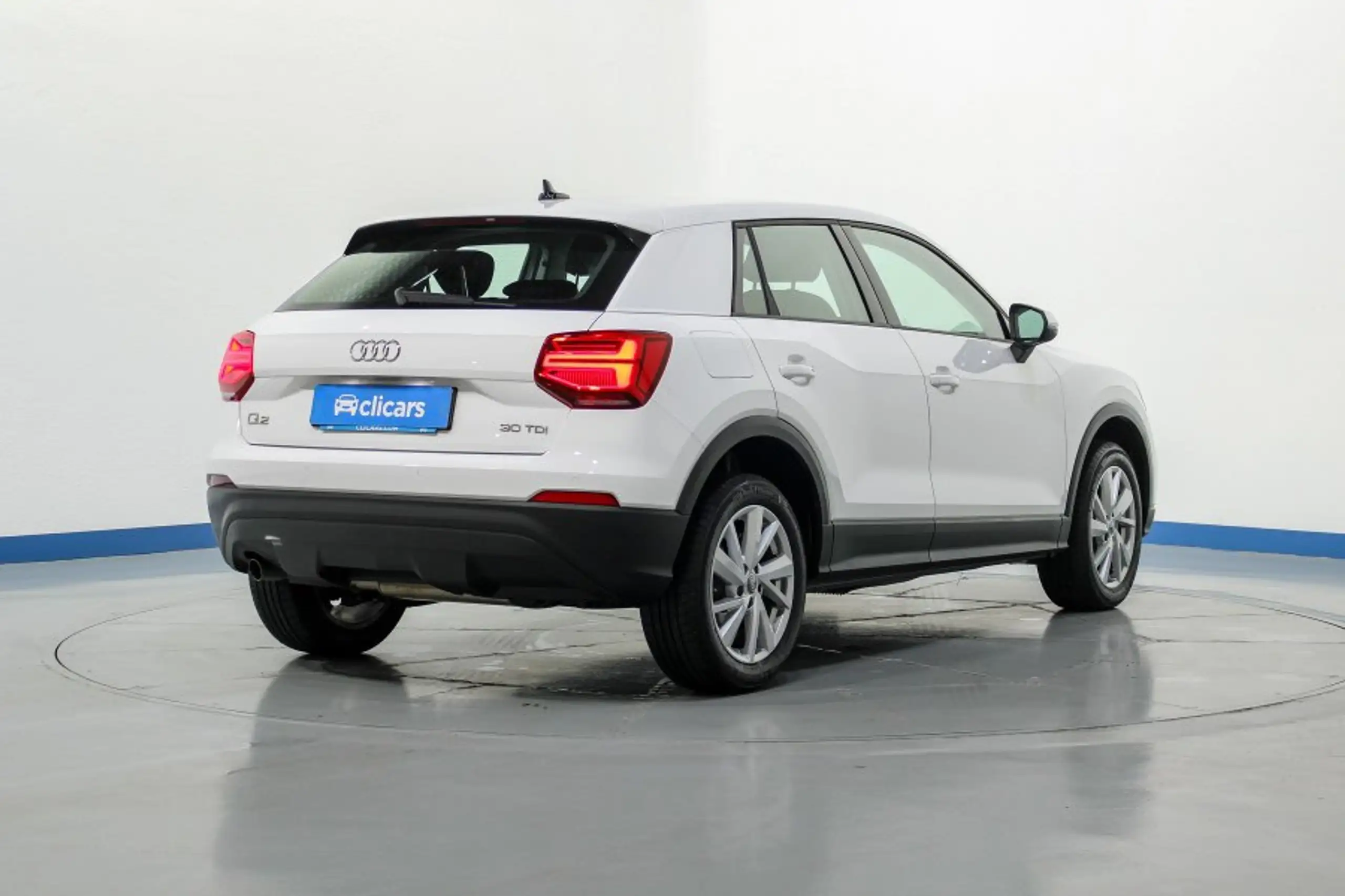 Audi - Q2