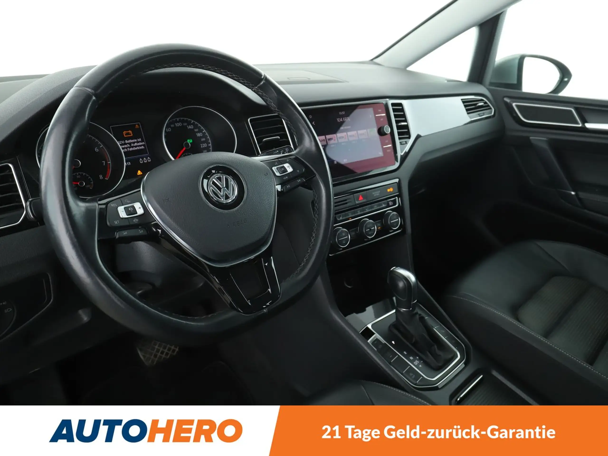 Volkswagen - Golf