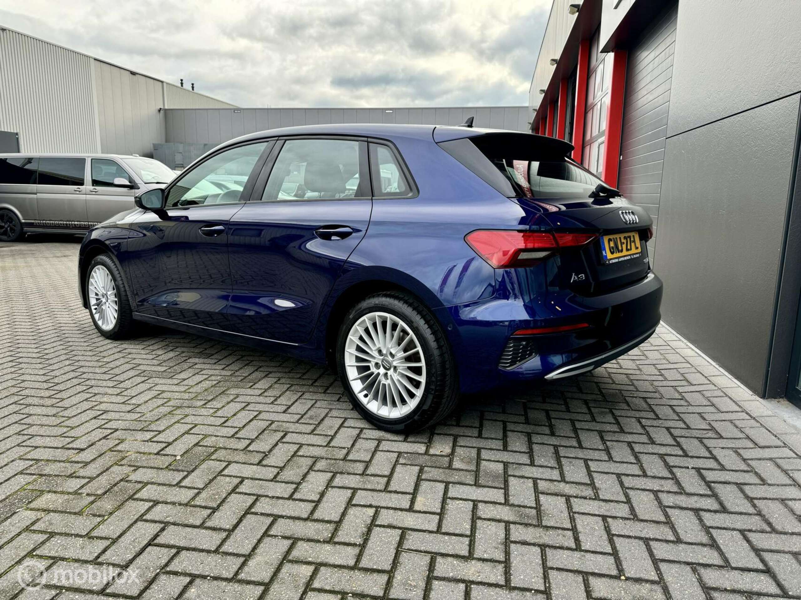 Audi - A3