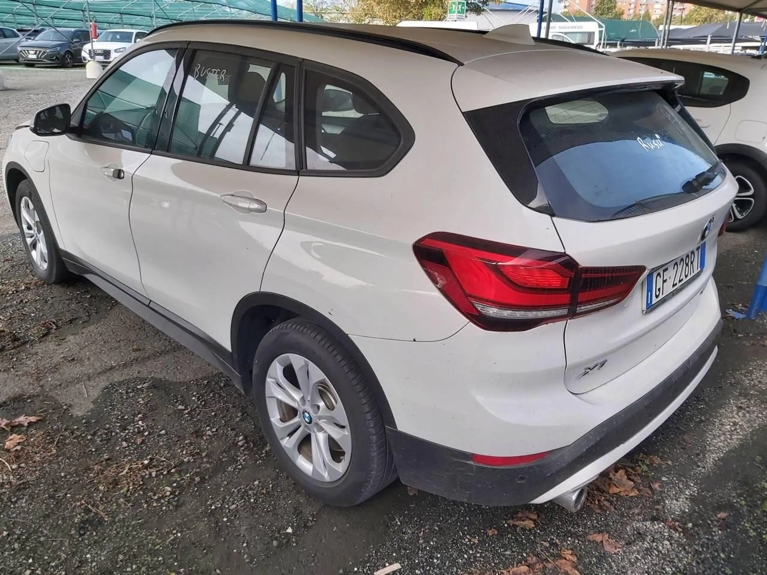 BMW - X1