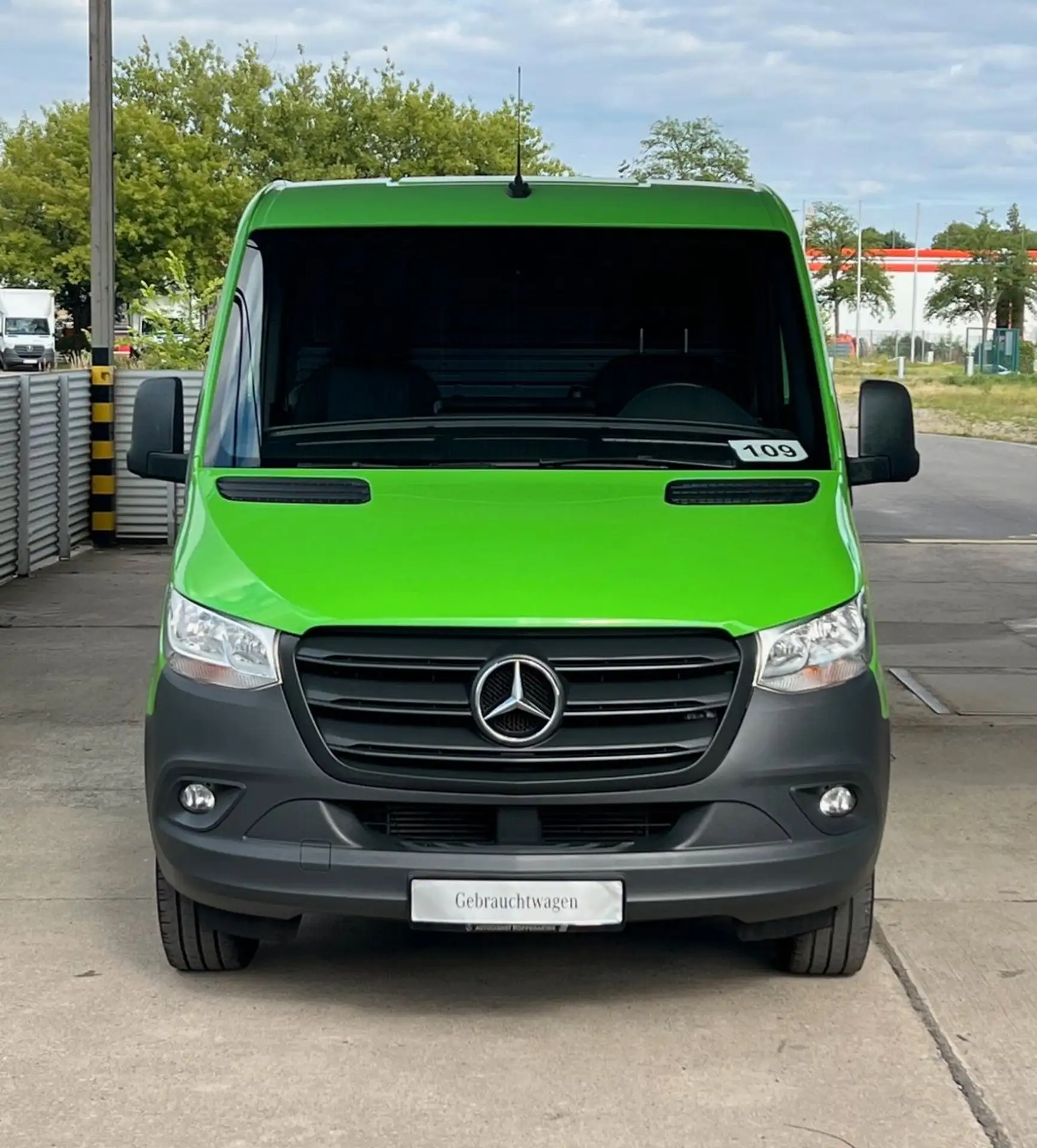 Mercedes-Benz - Sprinter