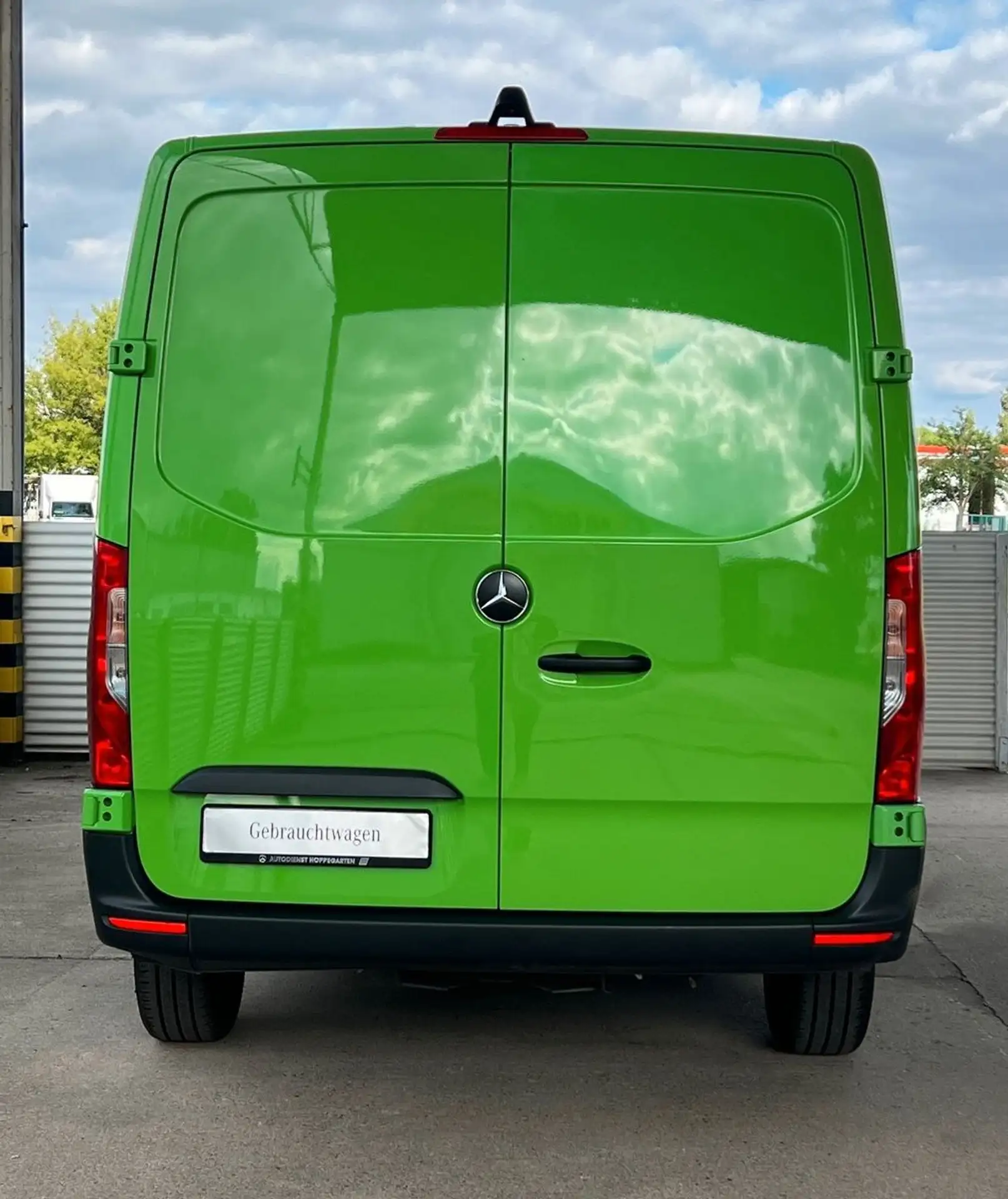 Mercedes-Benz - Sprinter