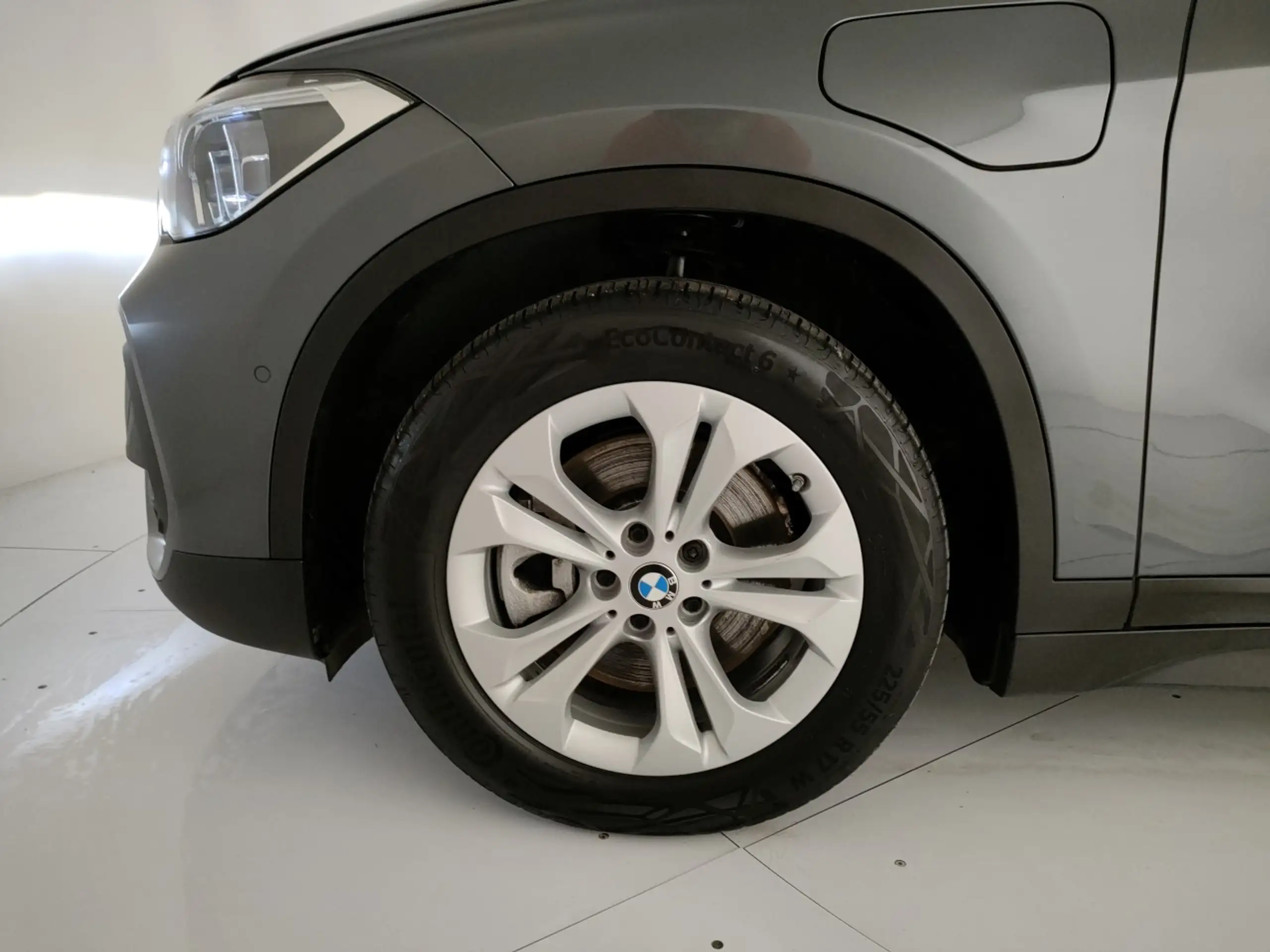 BMW - X1