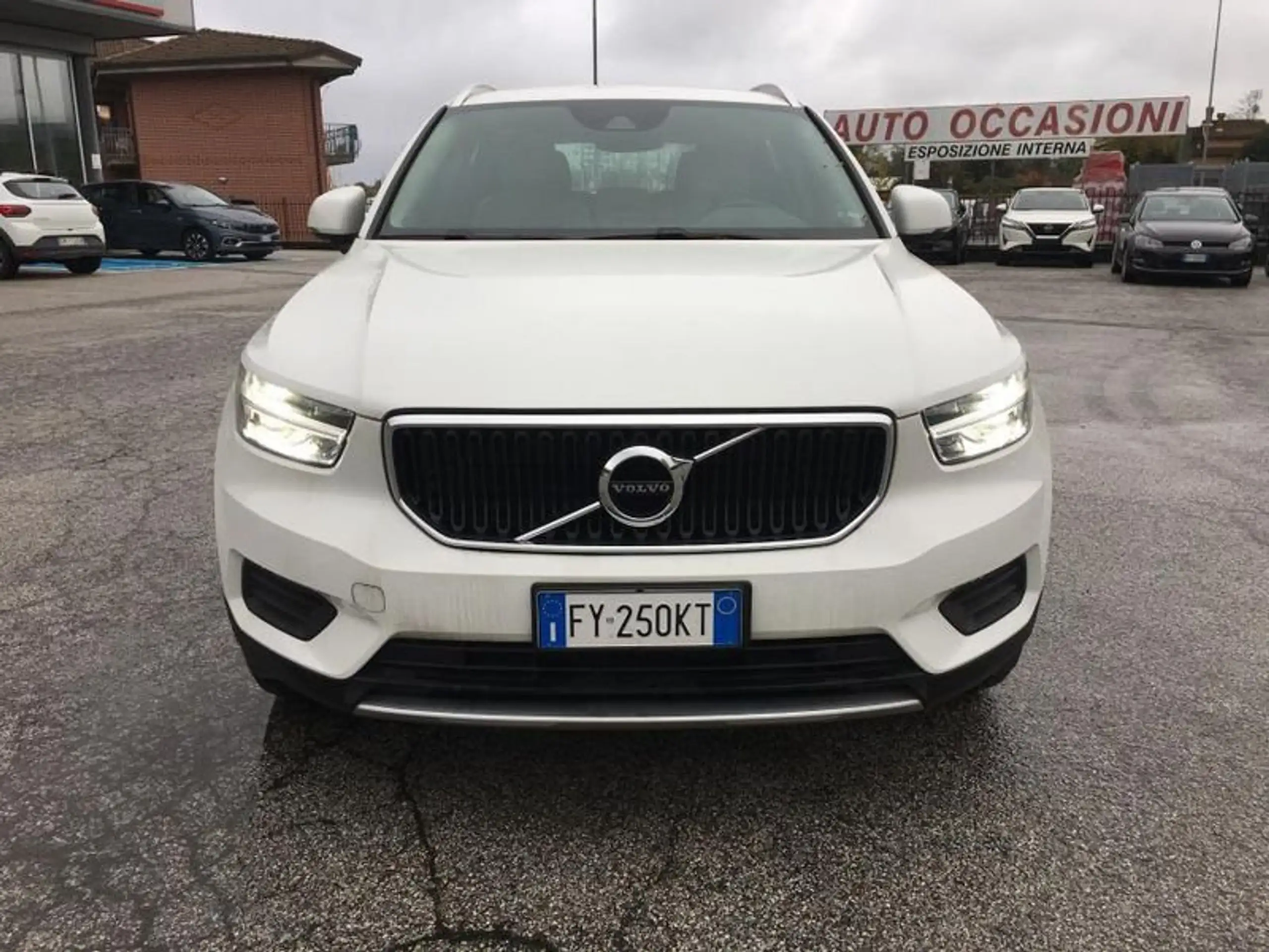 Volvo - XC40