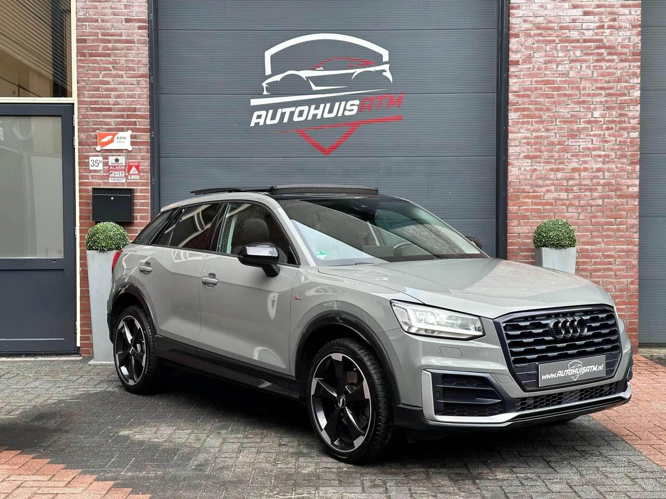 Audi - Q2