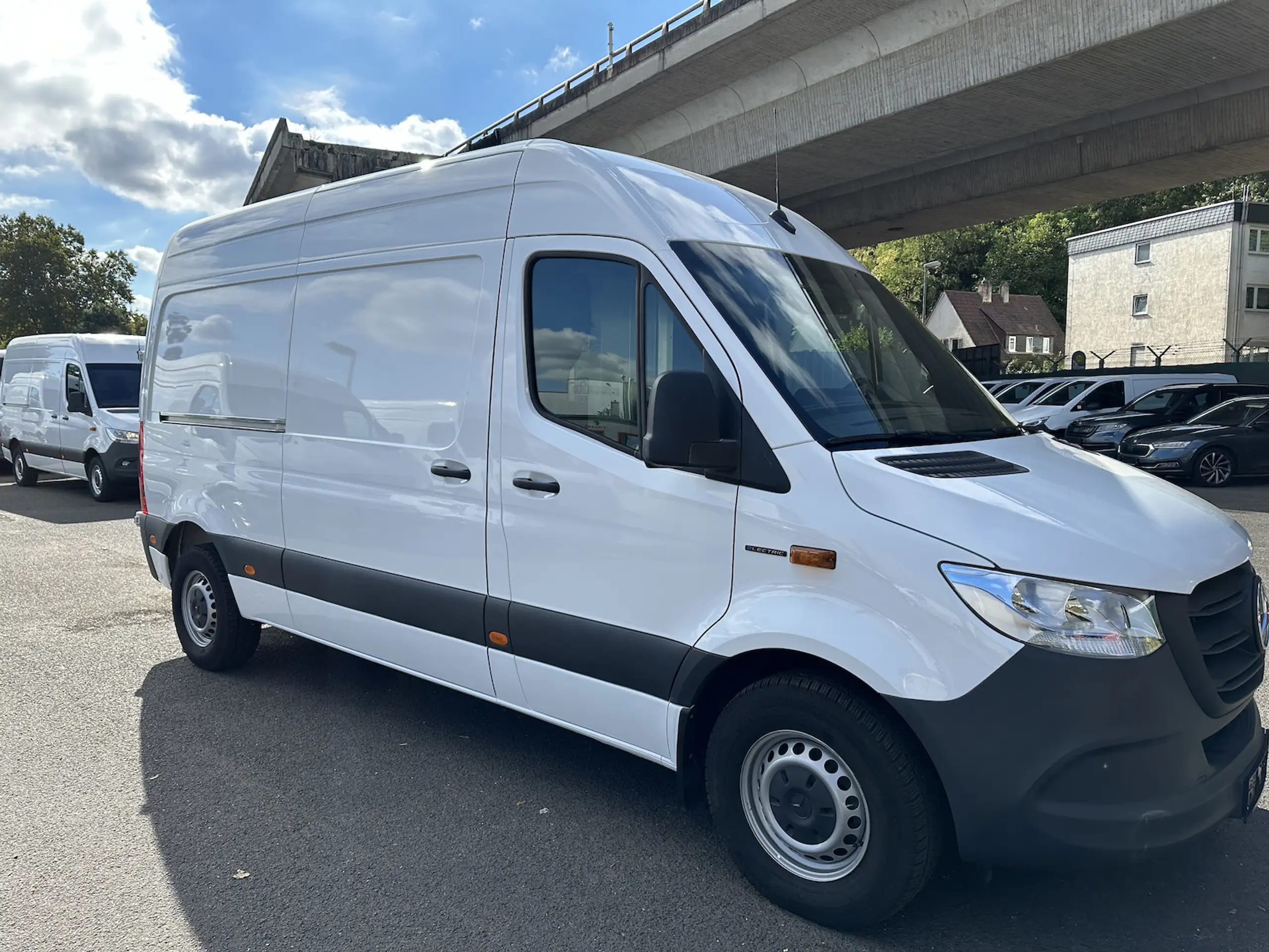 Mercedes-Benz - Sprinter