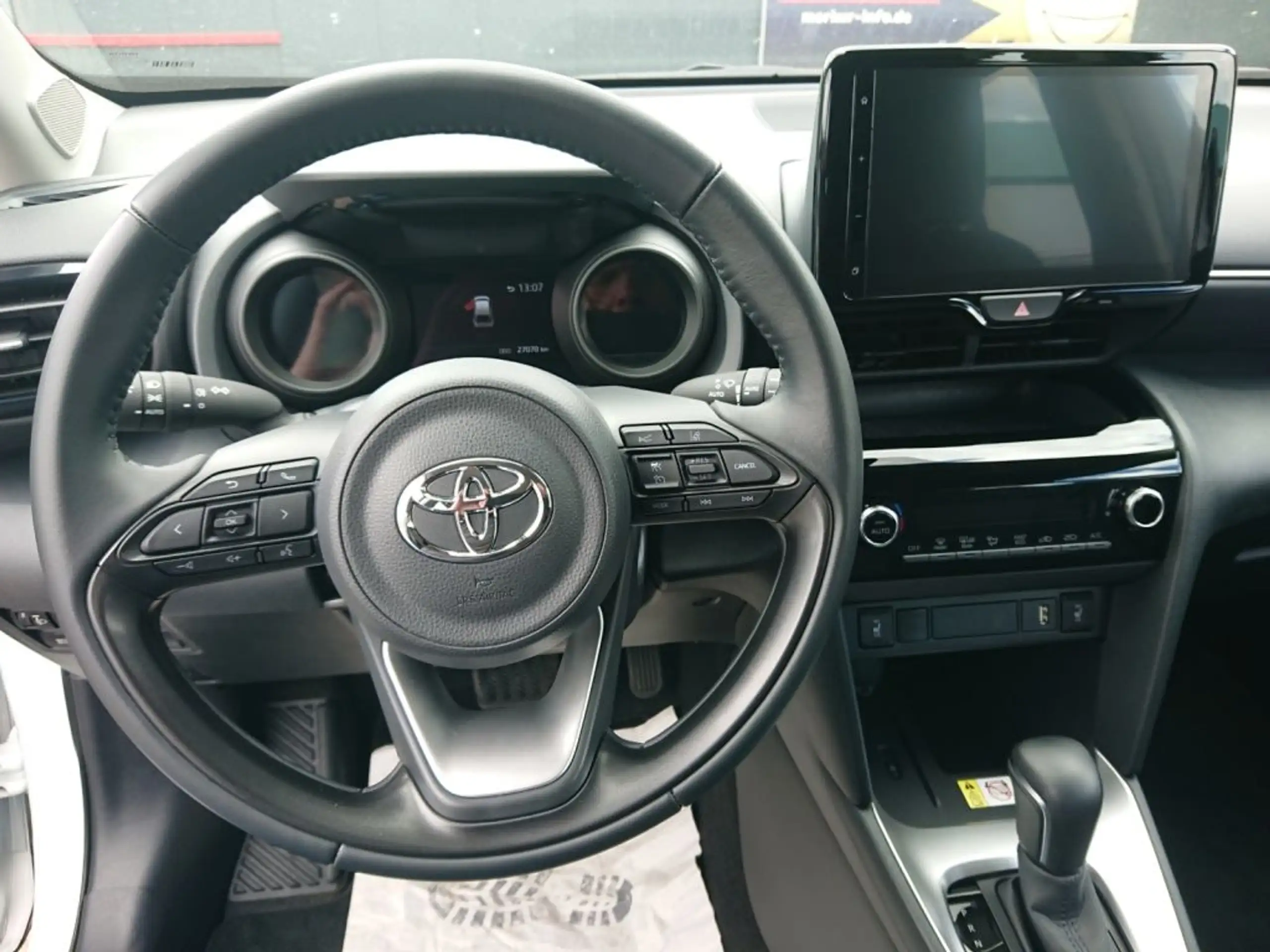 Toyota - Yaris Cross