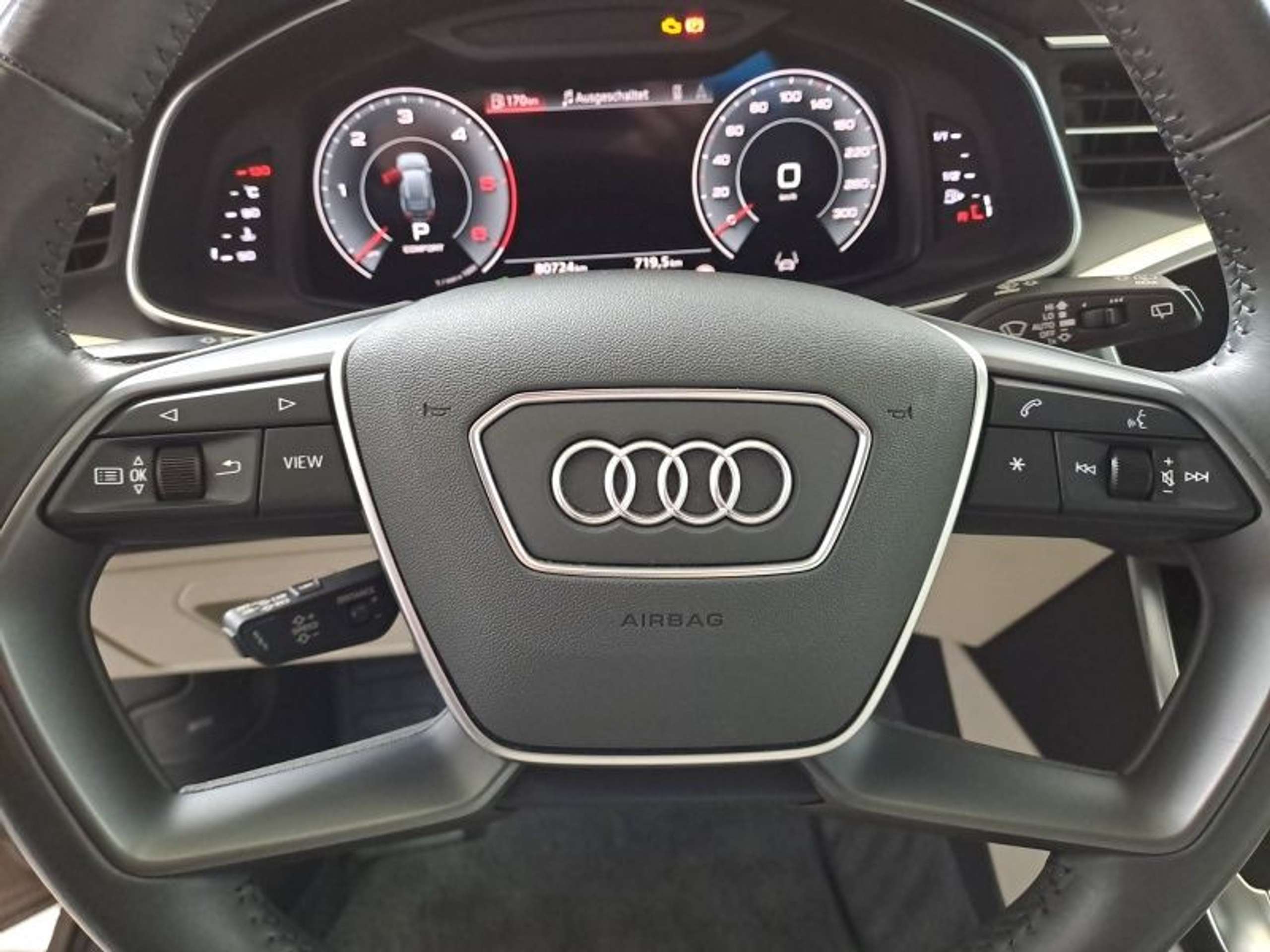 Audi - A6