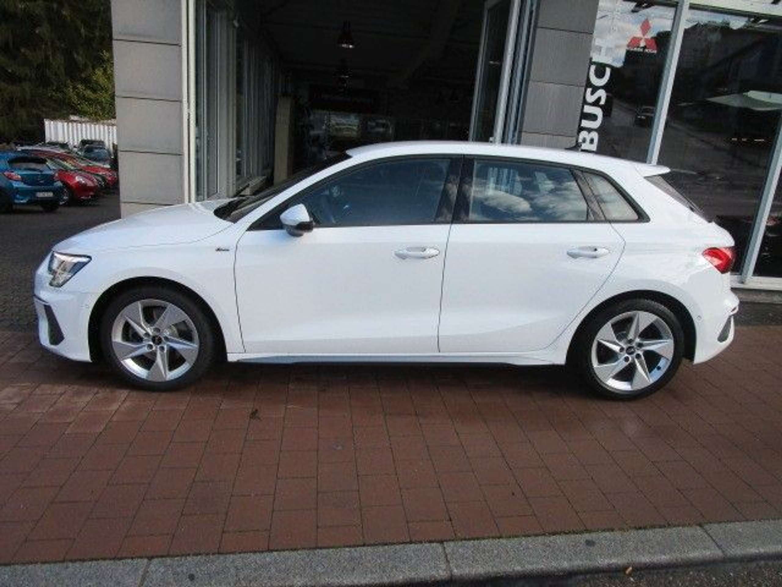 Audi - A3