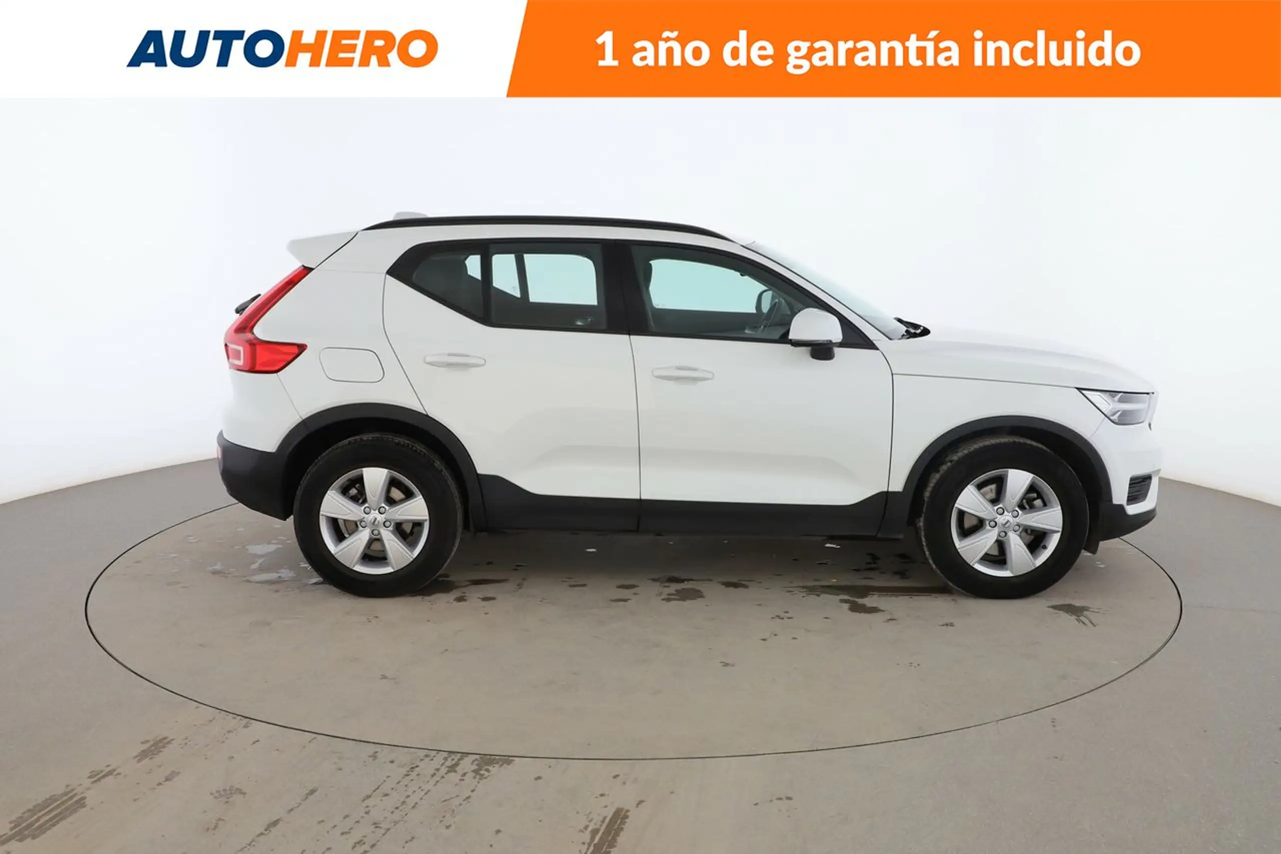 Volvo - XC40