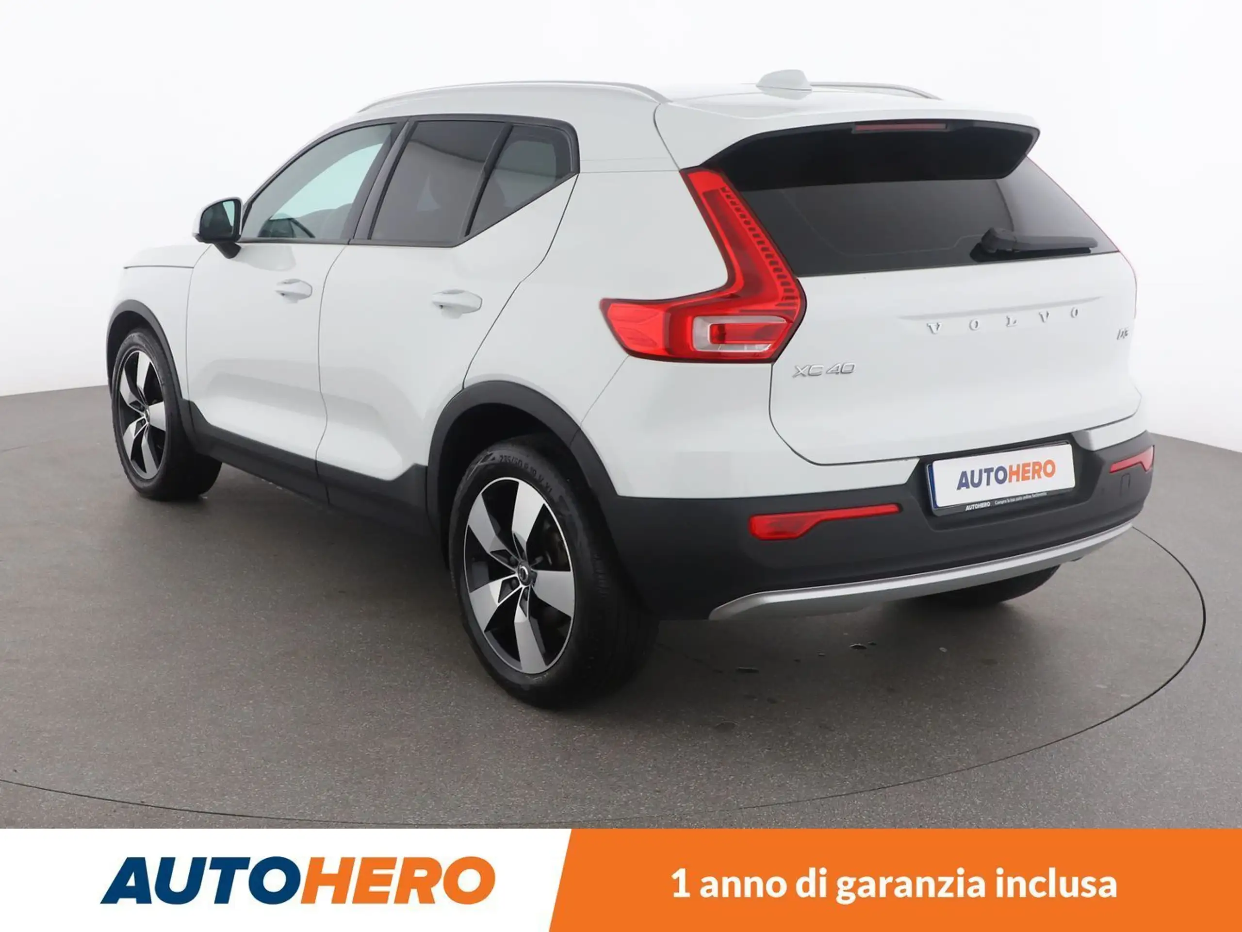 Volvo - XC40